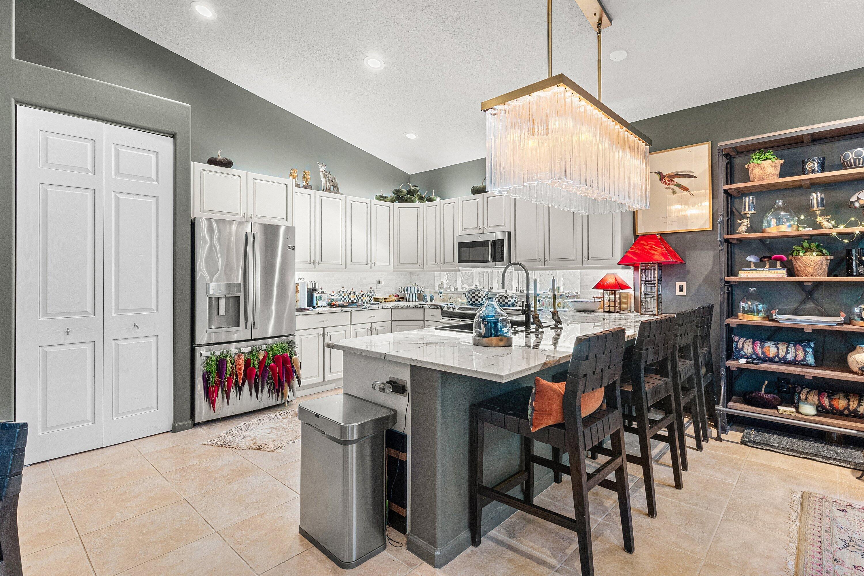 Valencia Falls - Residential