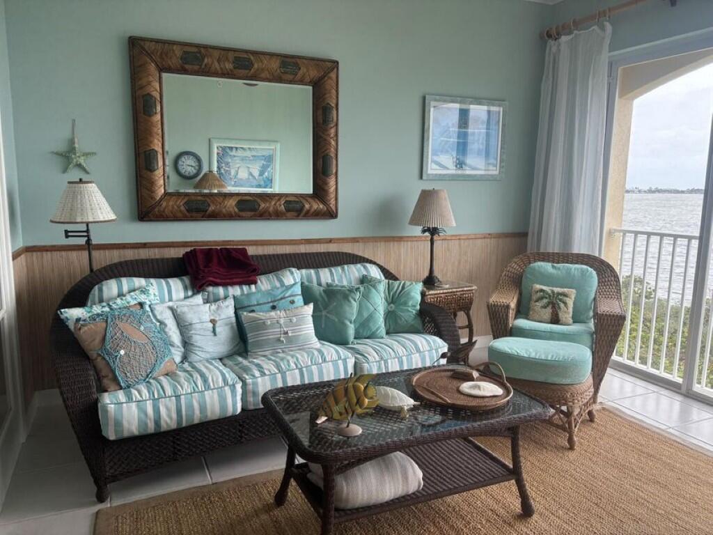 Harbour Isle West - Residential