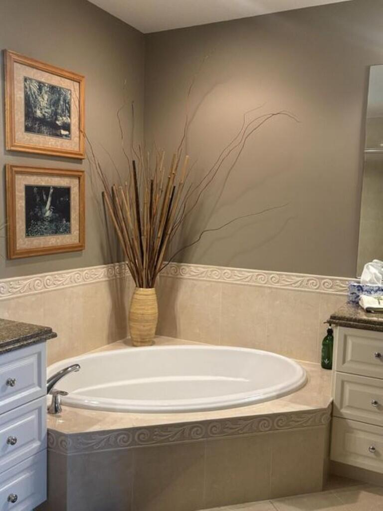 Harbour Isle West - Residential