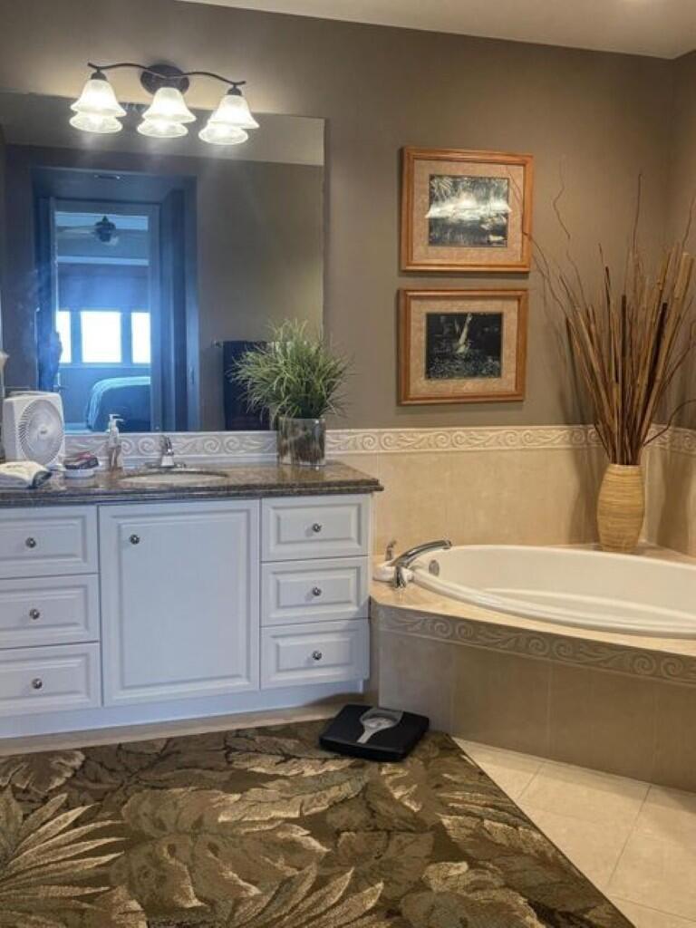 Harbour Isle West - Residential