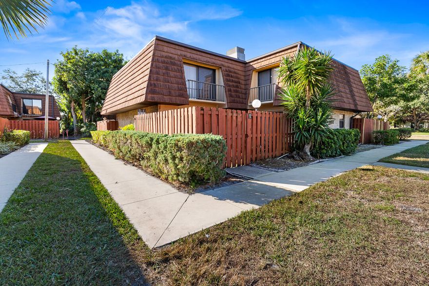 Welcome Home!  This is AFFORDABLE Florida living!  LOW LOW taxes!!!!!   Roof replaced in 2019 and the HOA takes care of EVERYTHING on the outside: insurance, maintenance, lawn care AND the community pool!   With a slight refresh you can turn this into your slice of paradise.   Located right next to the Lawnwood Hospital, Indian River State College and so close to Downtown Ft Peirce along with beautiful beaches!