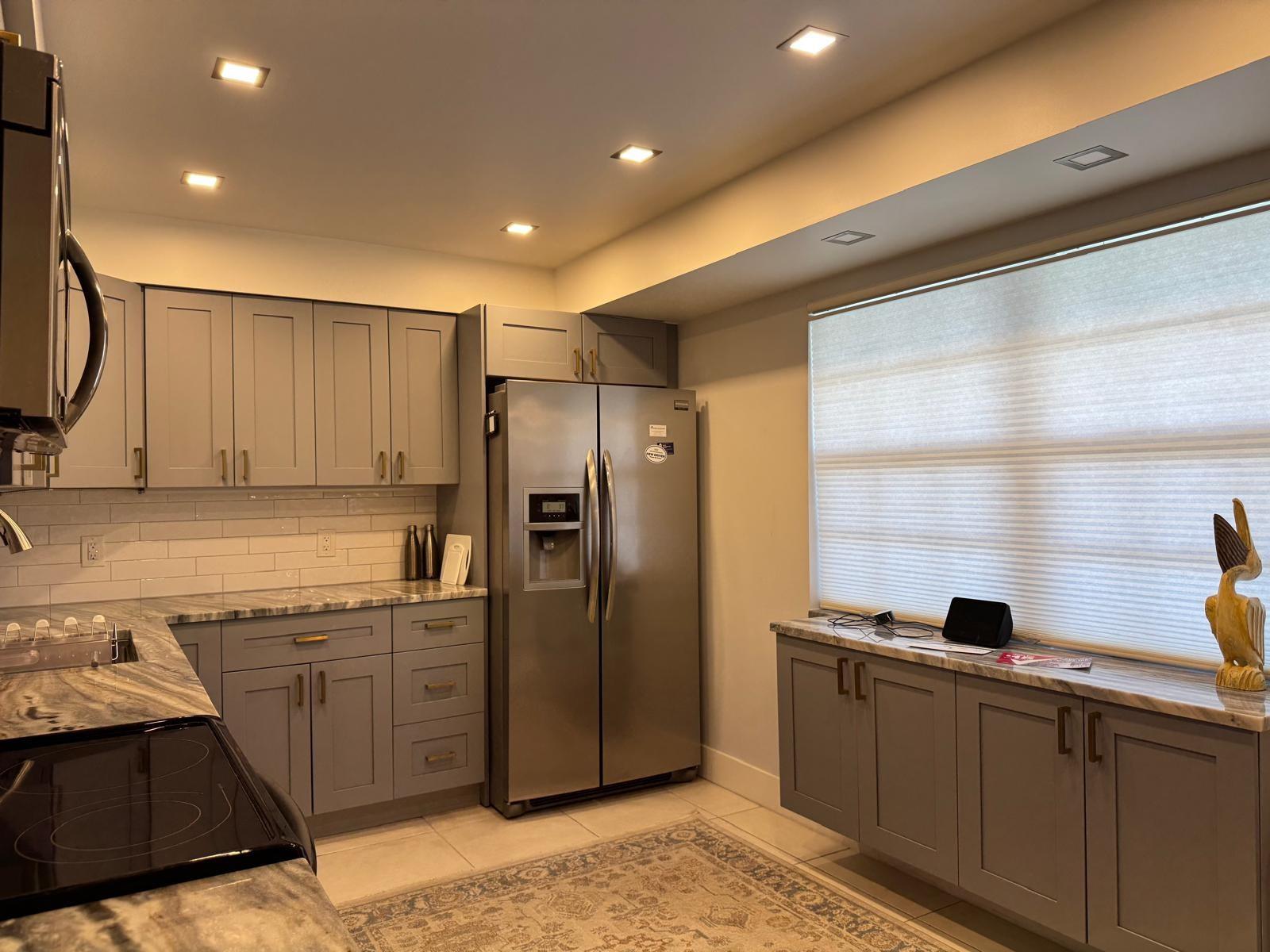 SEASONAL rental, available for 3 or 6-month  Beautifully decorated and impeccably maintained, this spacious 3-bedroom, 2.5-bathroom condo offers comfort, style, and convenience. Enjoy an open balcony with outstanding views, including from the master bedroom. Fully furnished and tastefully appointed. Washer and dryer in-unit. Walking distance to a heated (climatizada) pool and barbecue area. Internet and cable included. Don’t miss this opportunity to enjoy resort-style living in the heart of Palm Aire! The association requiere an application and Credit Score of 700 and a refundable deposit of $1000.00.