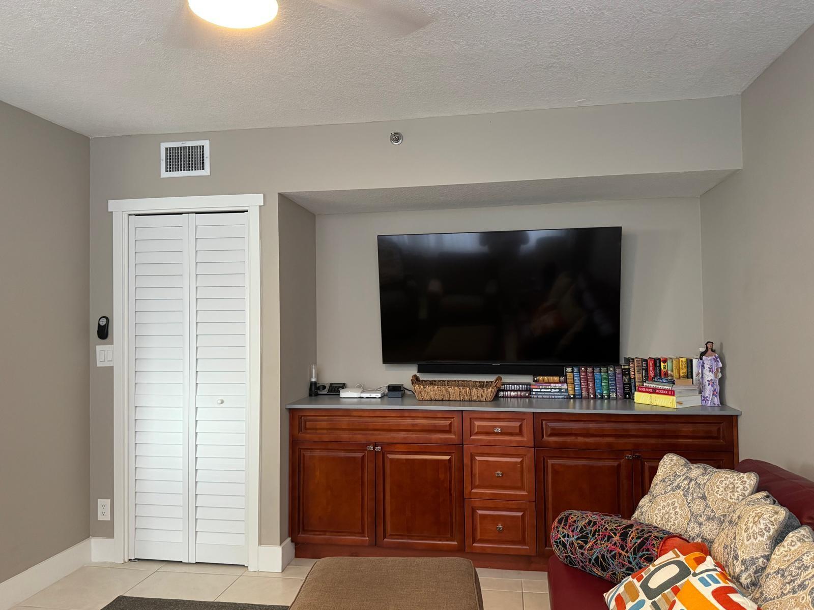 PALM AIRE CONDO 11 - Residential Lease
