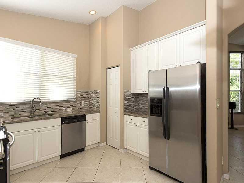 HERON BAY 4 - Residential