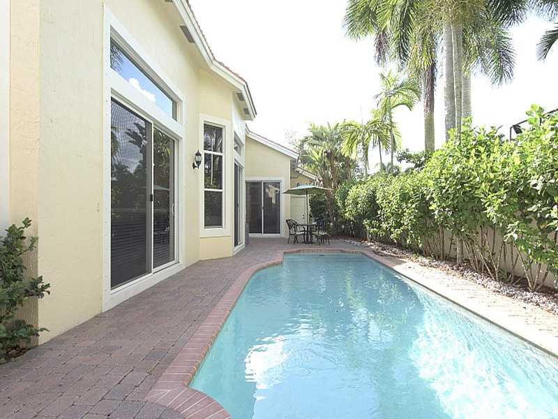 HERON BAY 4 - Residential