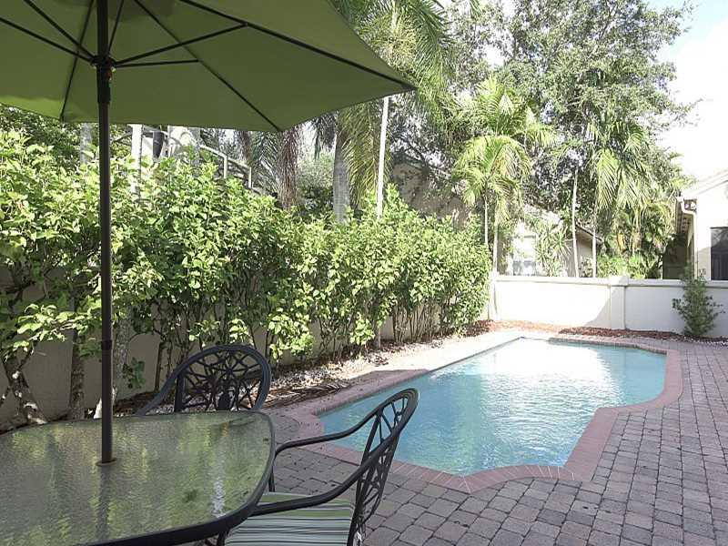 HERON BAY 4 - Residential