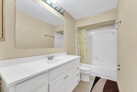 Tiny photo for 3020 NE 16th Avenue #105, Oakland Park, FL 33334 (MLS # F10543607)