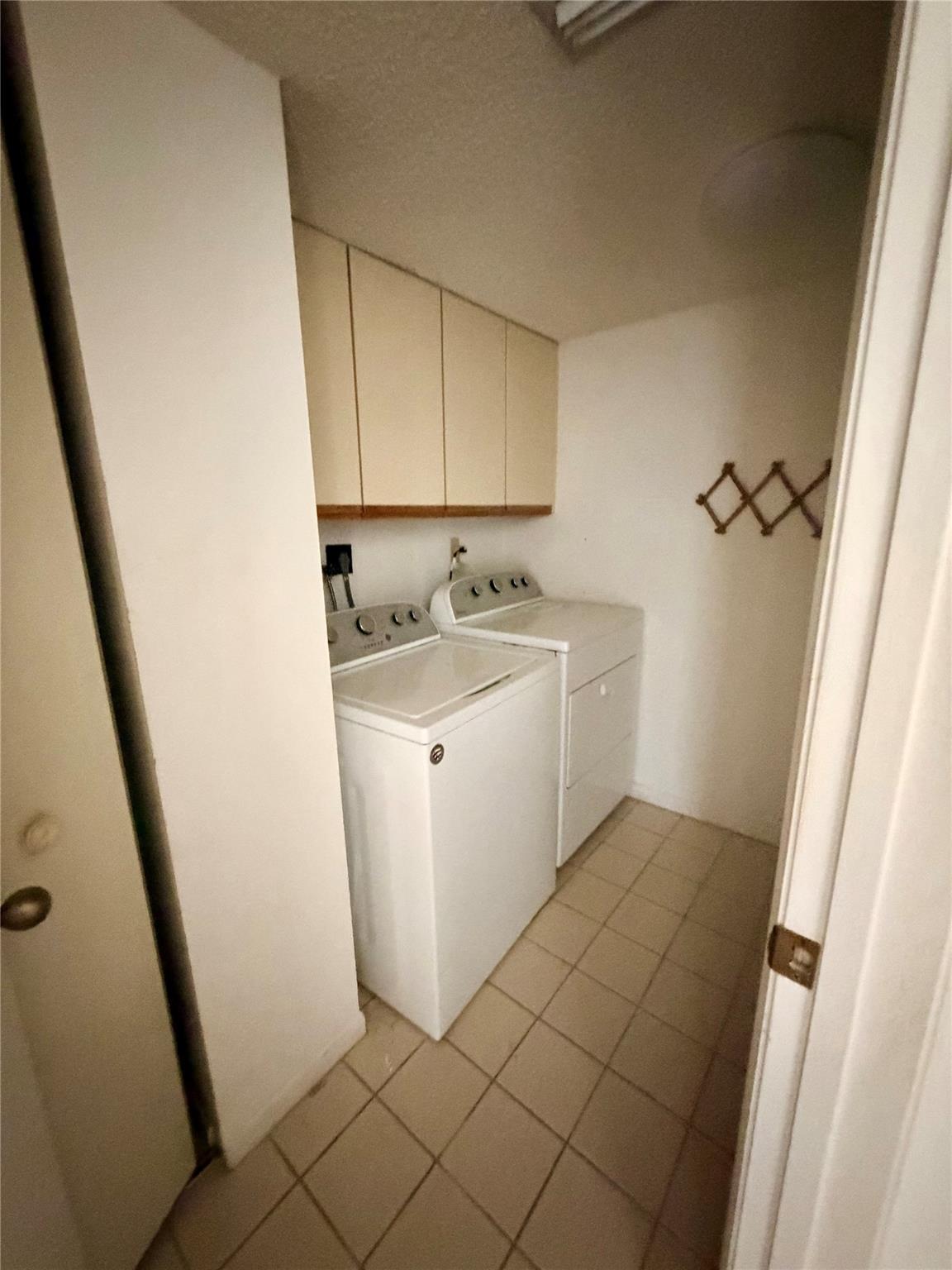 APPLEWOOD VILLAGE IV-A CO - Residential