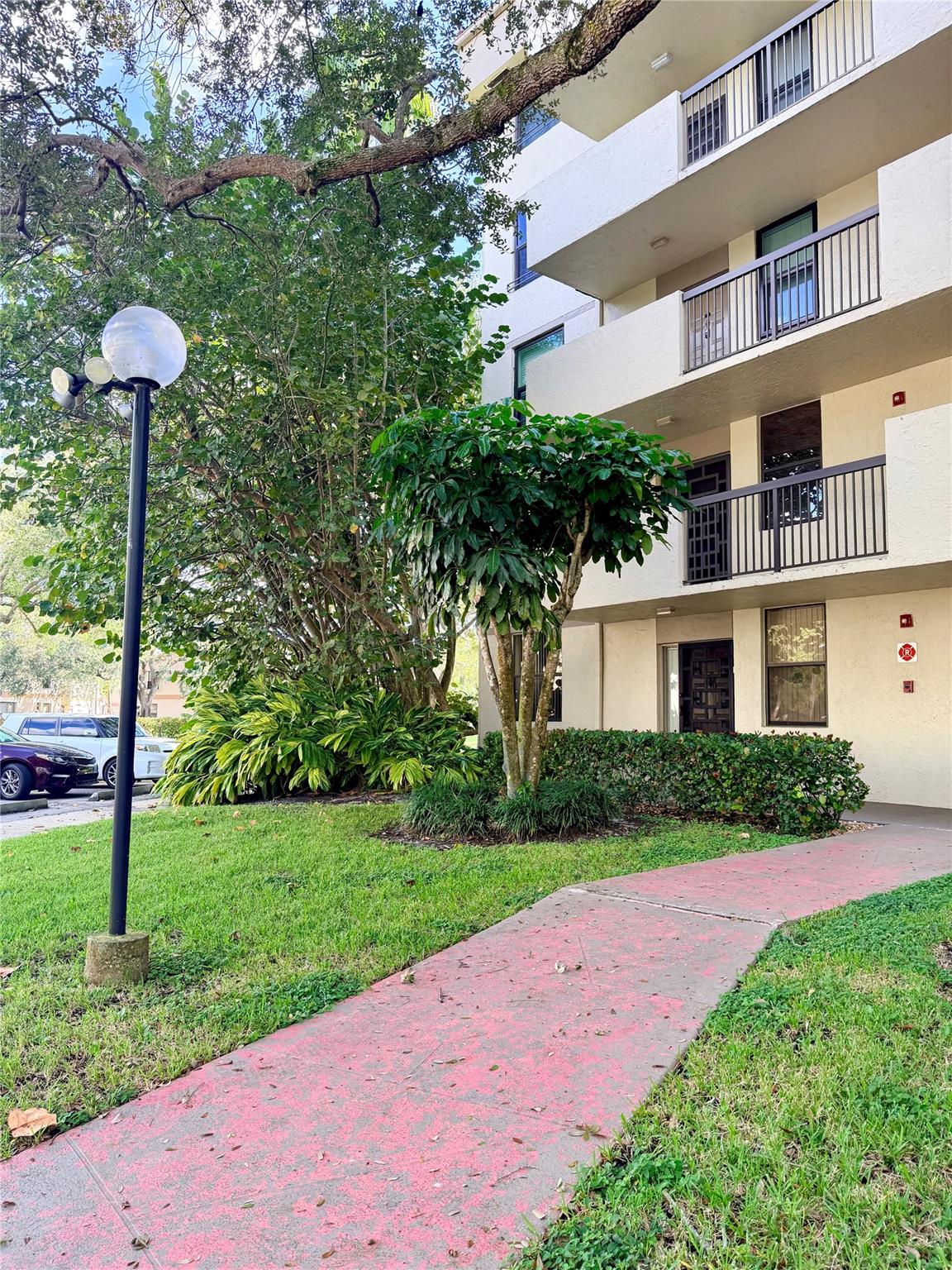 APPLEWOOD VILLAGE IV-A CO - Residential