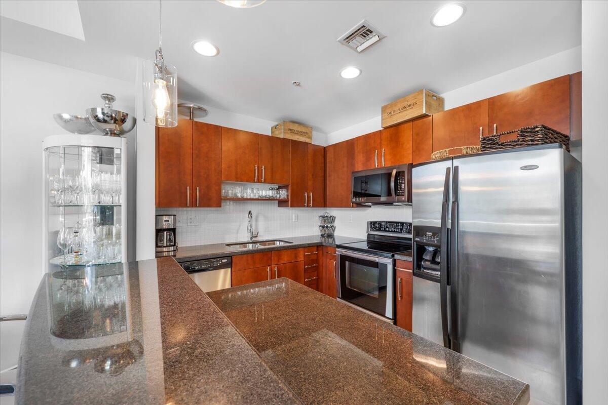 EDGE CONDO - Residential Lease