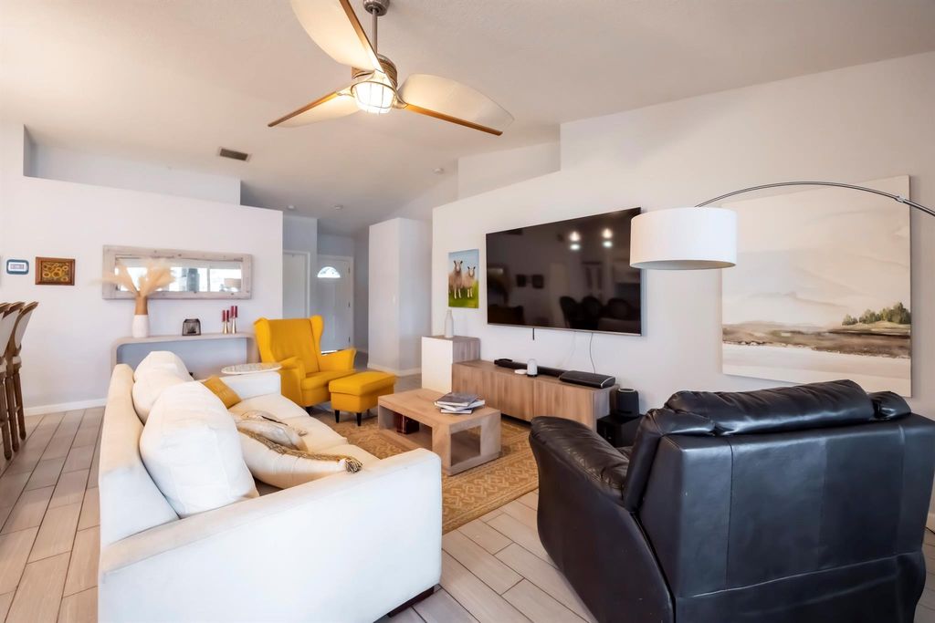 Photo of 45 Misty Meadow Drive, Boynton Beach, FL 33436 (MLS # R11085384)