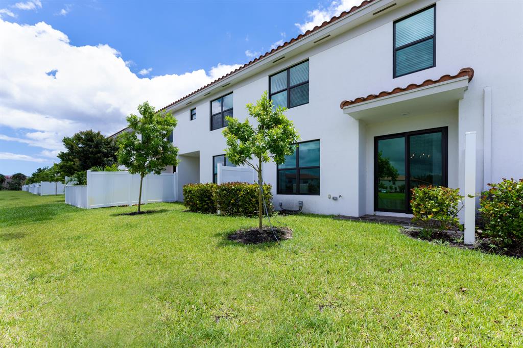 MEDITERRANEA - Residential