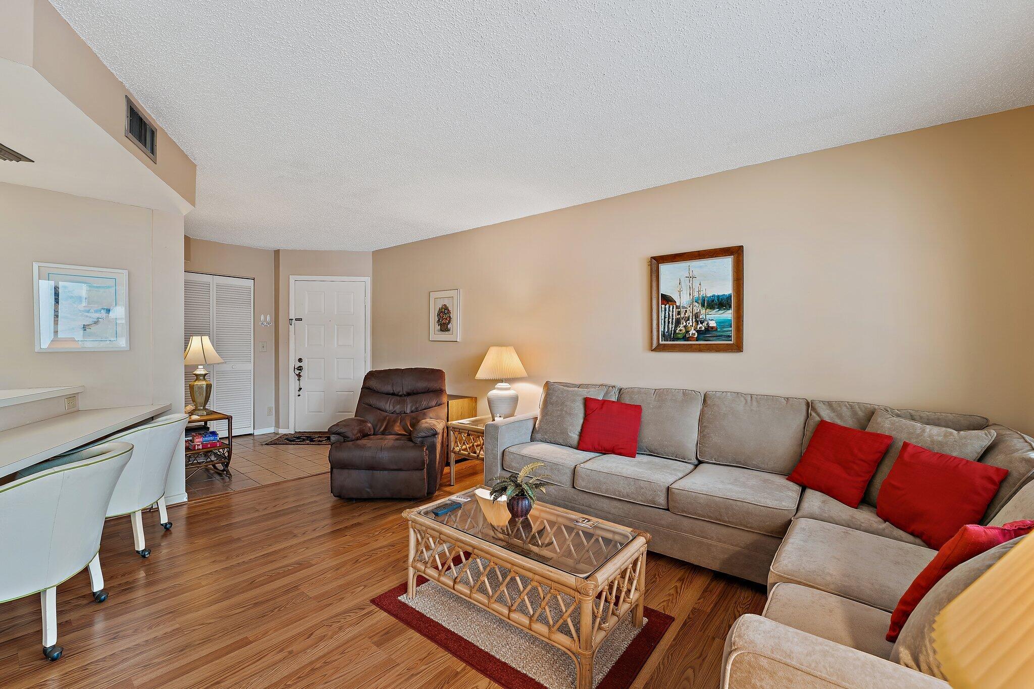 SEA RISE CONDO - Residential