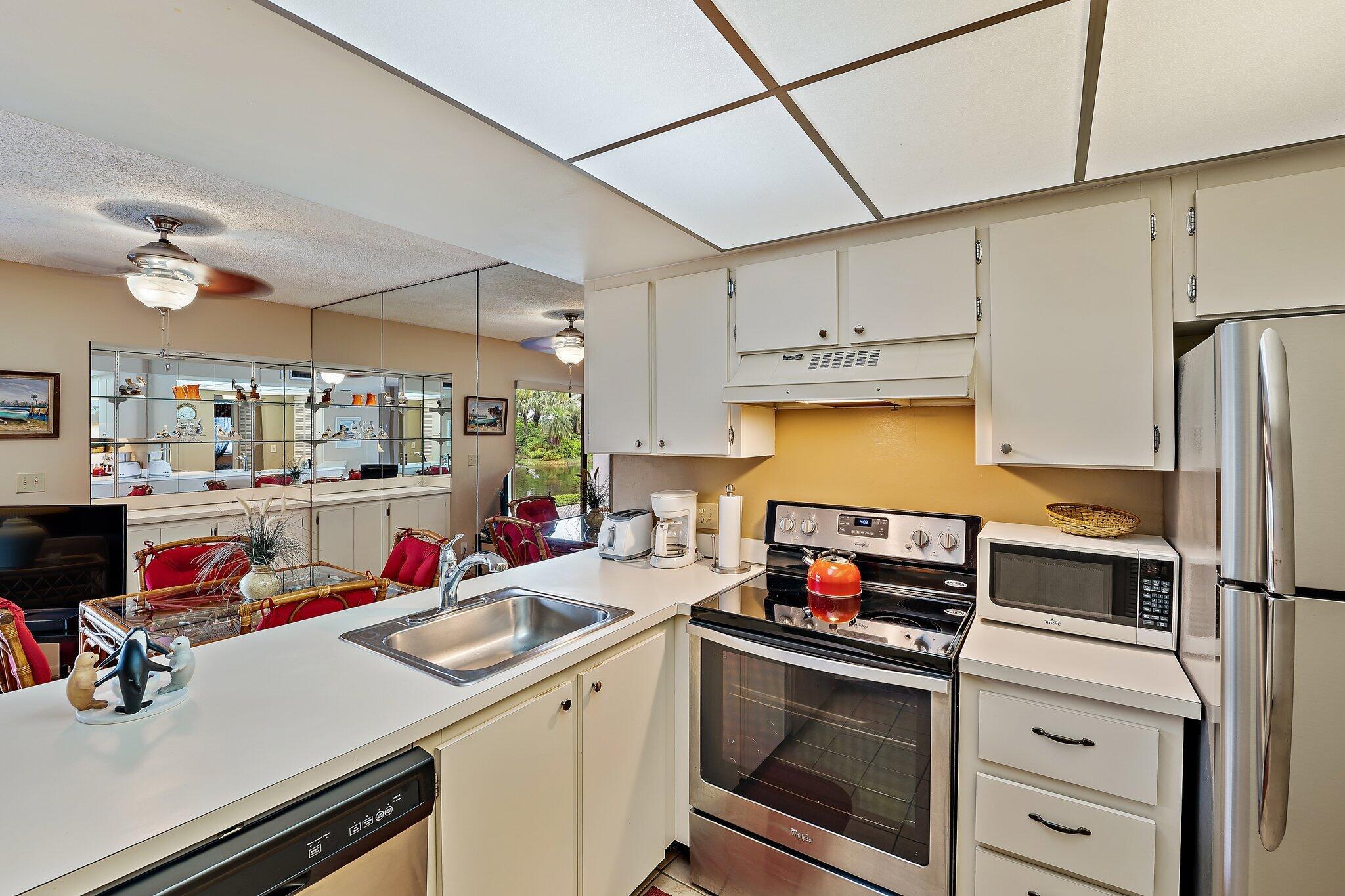 SEA RISE CONDO - Residential