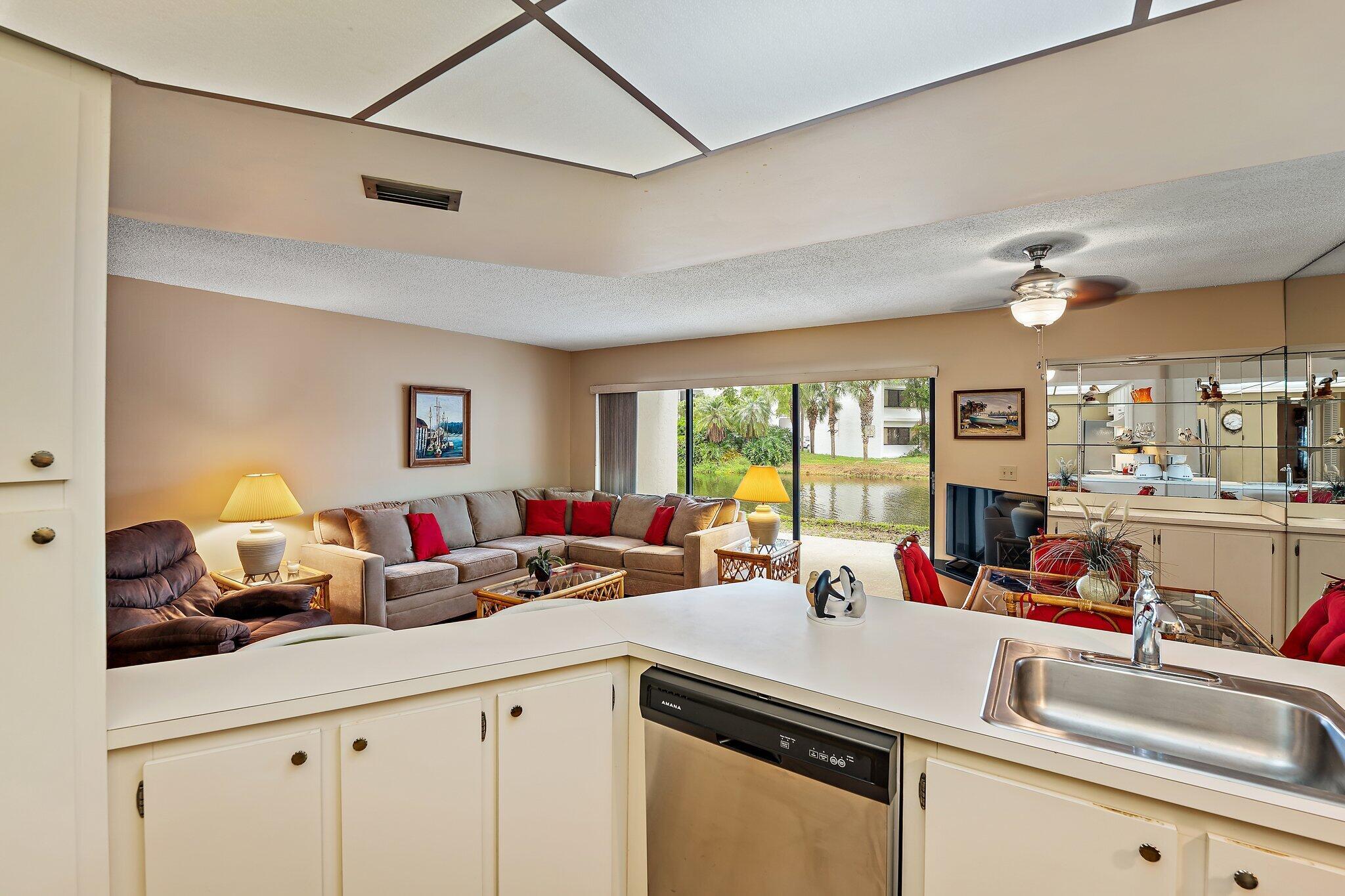 SEA RISE CONDO - Residential