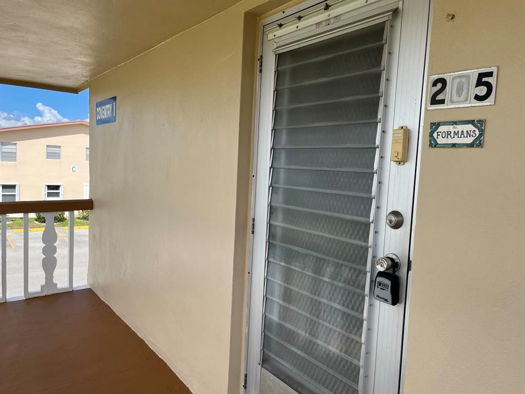 Photo of 205 Coventry I, West Palm Beach, FL 33417 (MLS # R10828309)