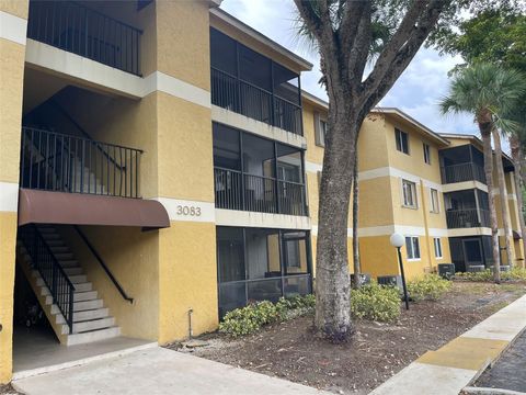 Tiny photo for 3083 N Oakland Forest Drive #308, Oakland Park, FL 33309 (MLS # F10519324)