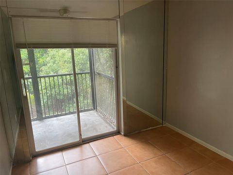 Tiny photo for 3083 N Oakland Forest Drive #308, Oakland Park, FL 33309 (MLS # F10519324)