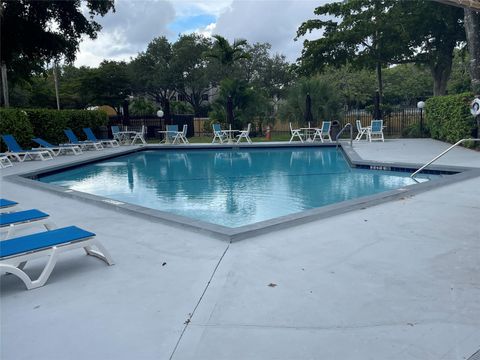 Tiny photo for 3083 N Oakland Forest Drive #308, Oakland Park, FL 33309 (MLS # F10519324)