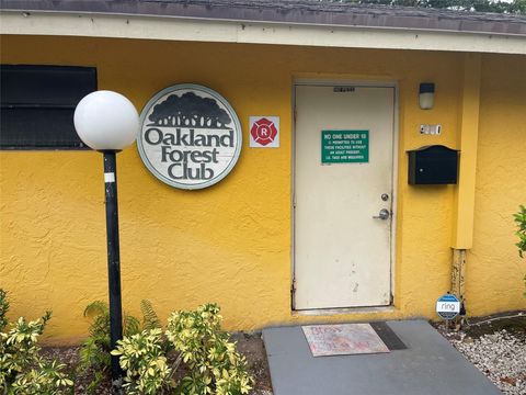 Tiny photo for 3083 N Oakland Forest Drive #308, Oakland Park, FL 33309 (MLS # F10519324)