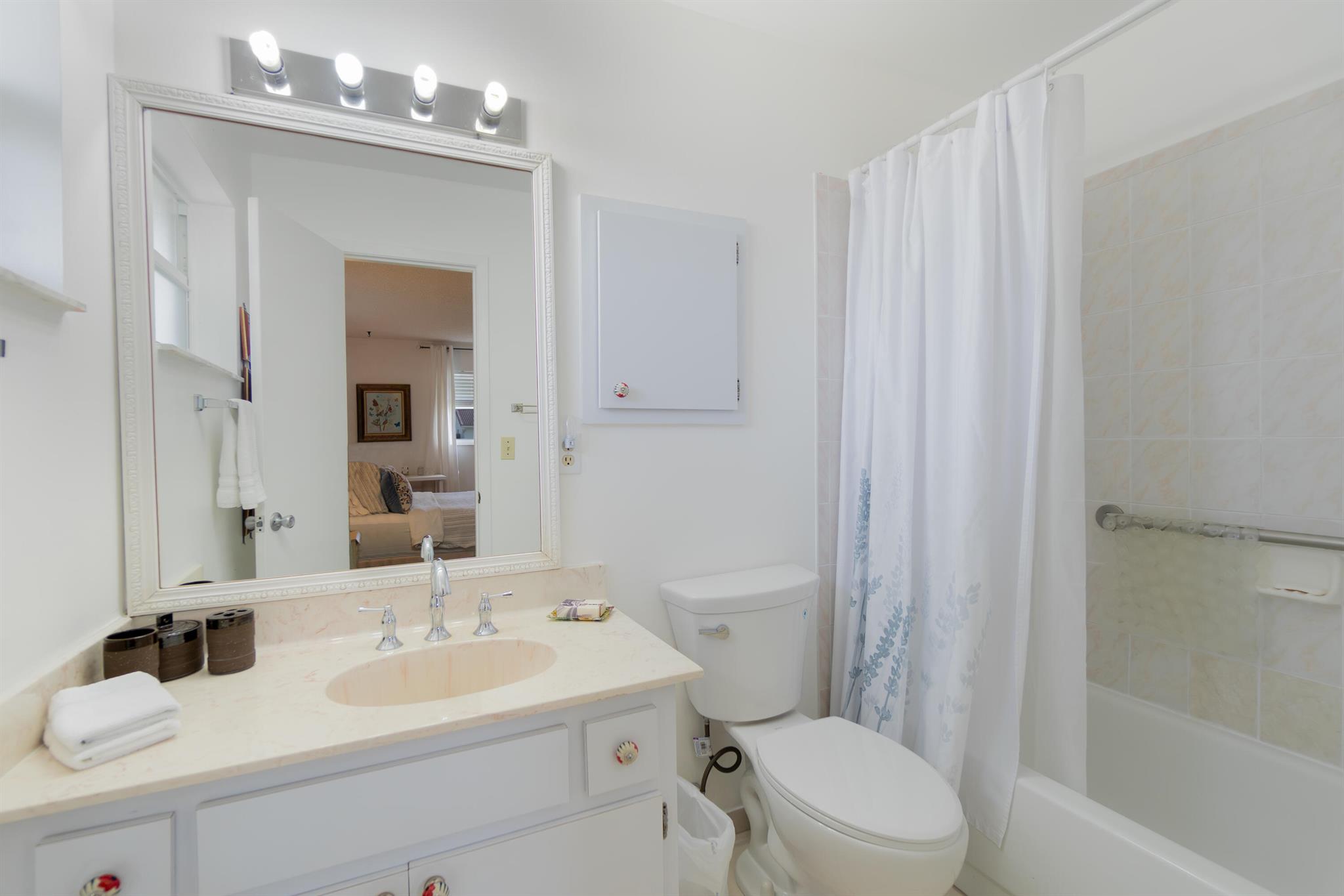 SOUTH SHORE 2 OF WELLINGT - Residential Lease