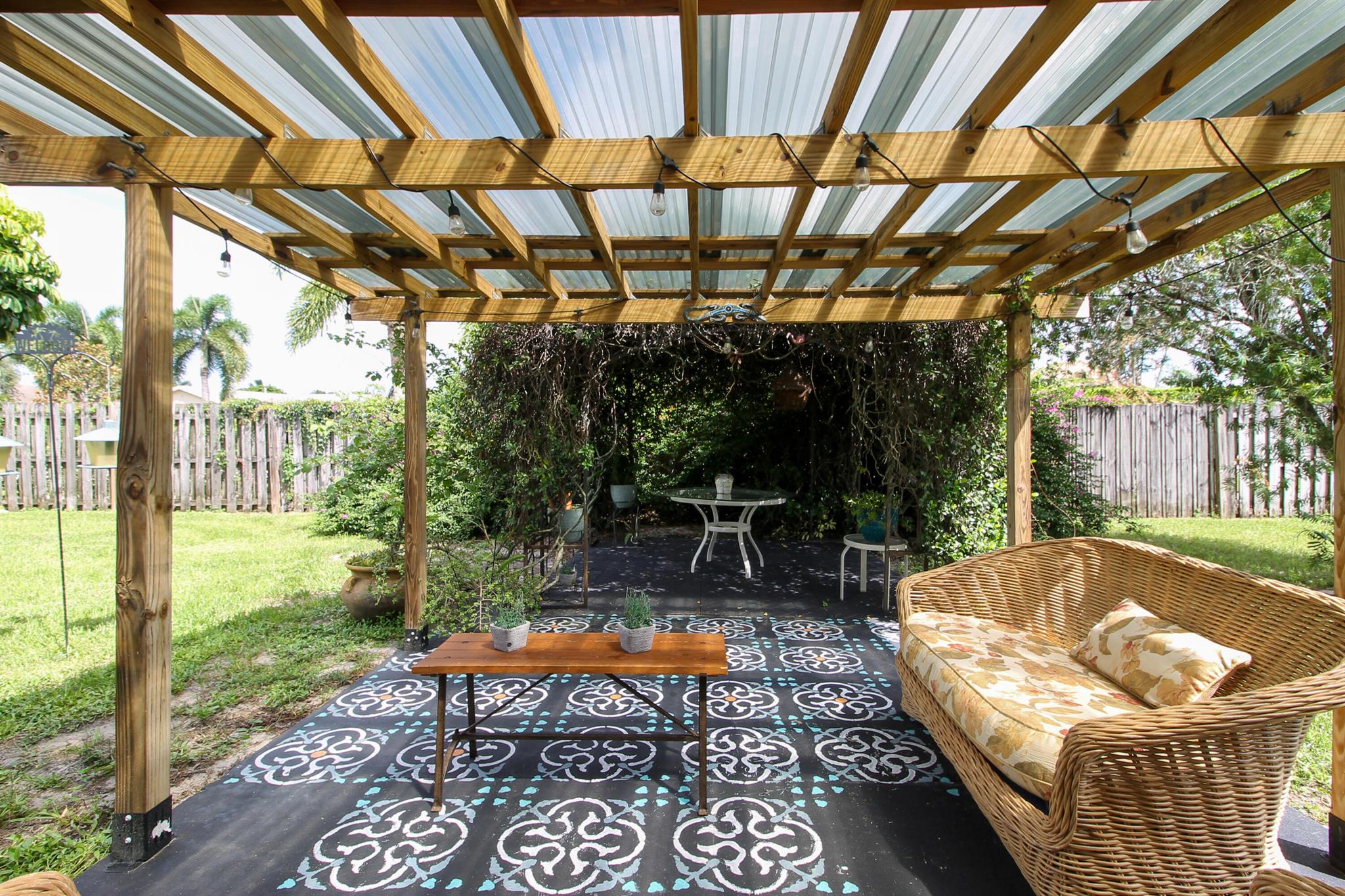 SOUTH SHORE 2 OF WELLINGT - Residential Lease