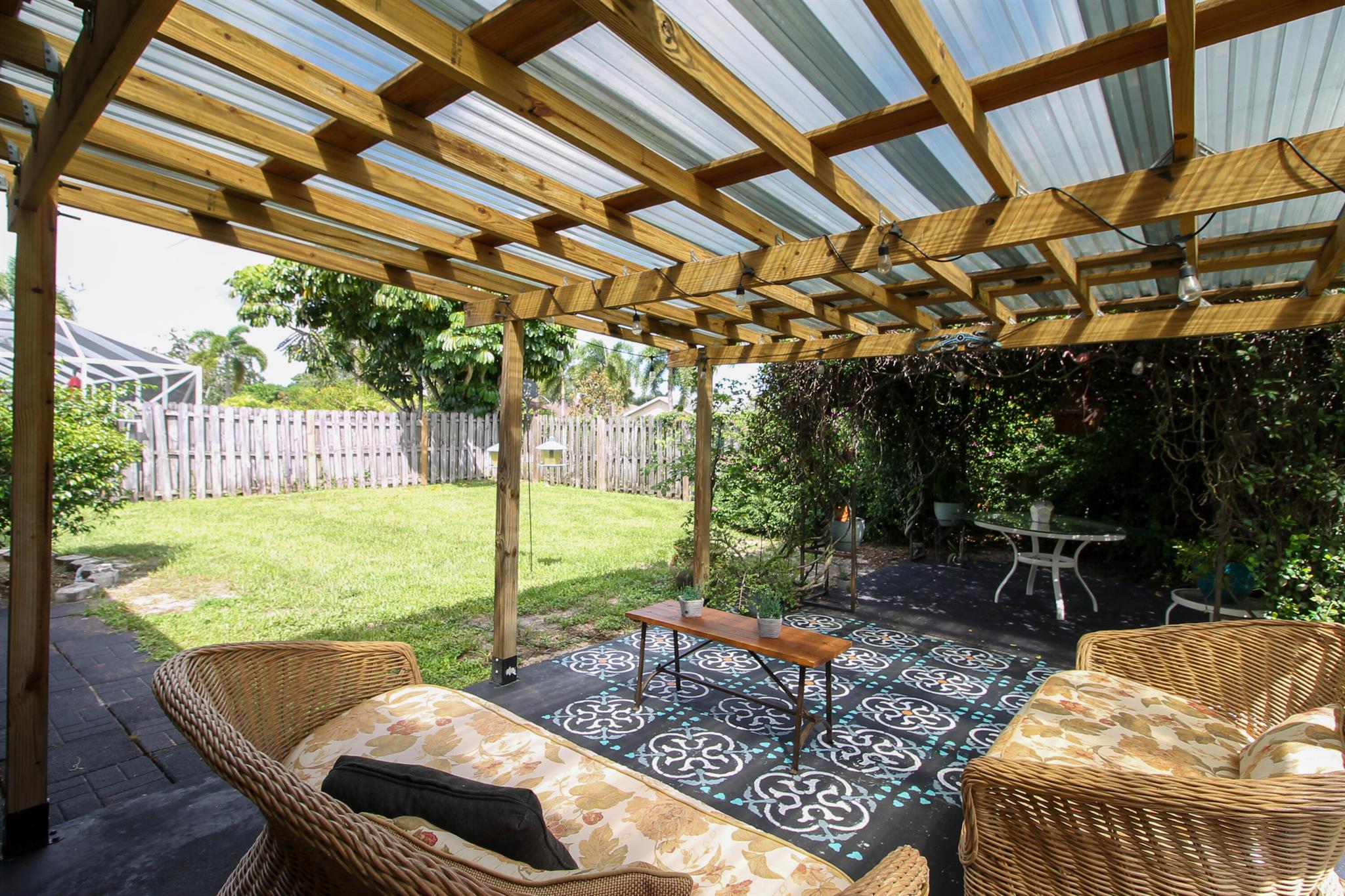 SOUTH SHORE 2 OF WELLINGT - Residential Lease