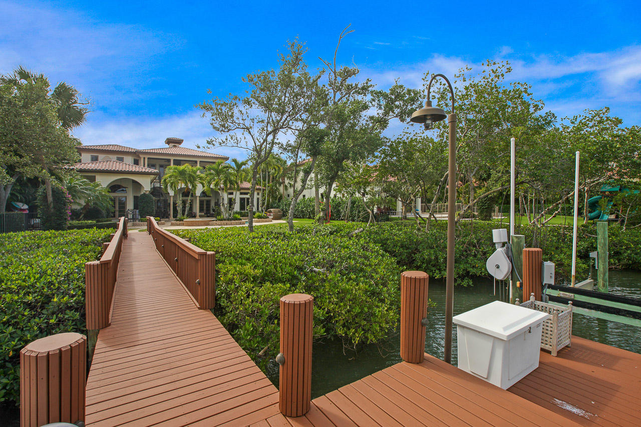 Sanctuary Bay - Residential