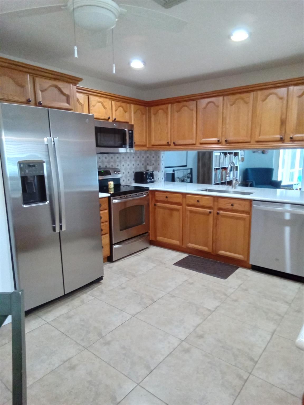 VILLAGES OF HILLSBORO - Residential