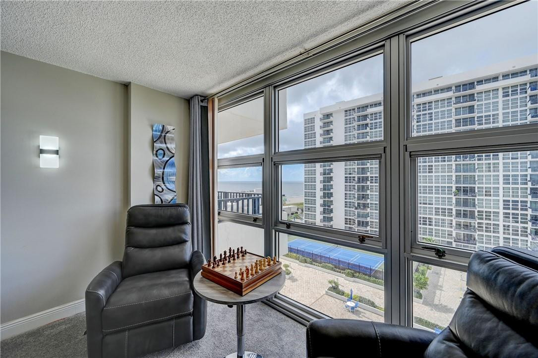 Silver Thatch - Residential Lease