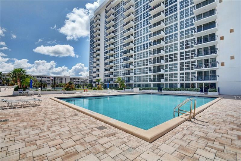 Silver Thatch - Residential Lease