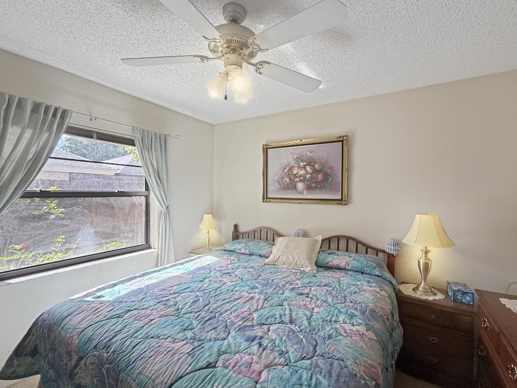 SUGAR POND MANOR OF WELLINGTON - Residential