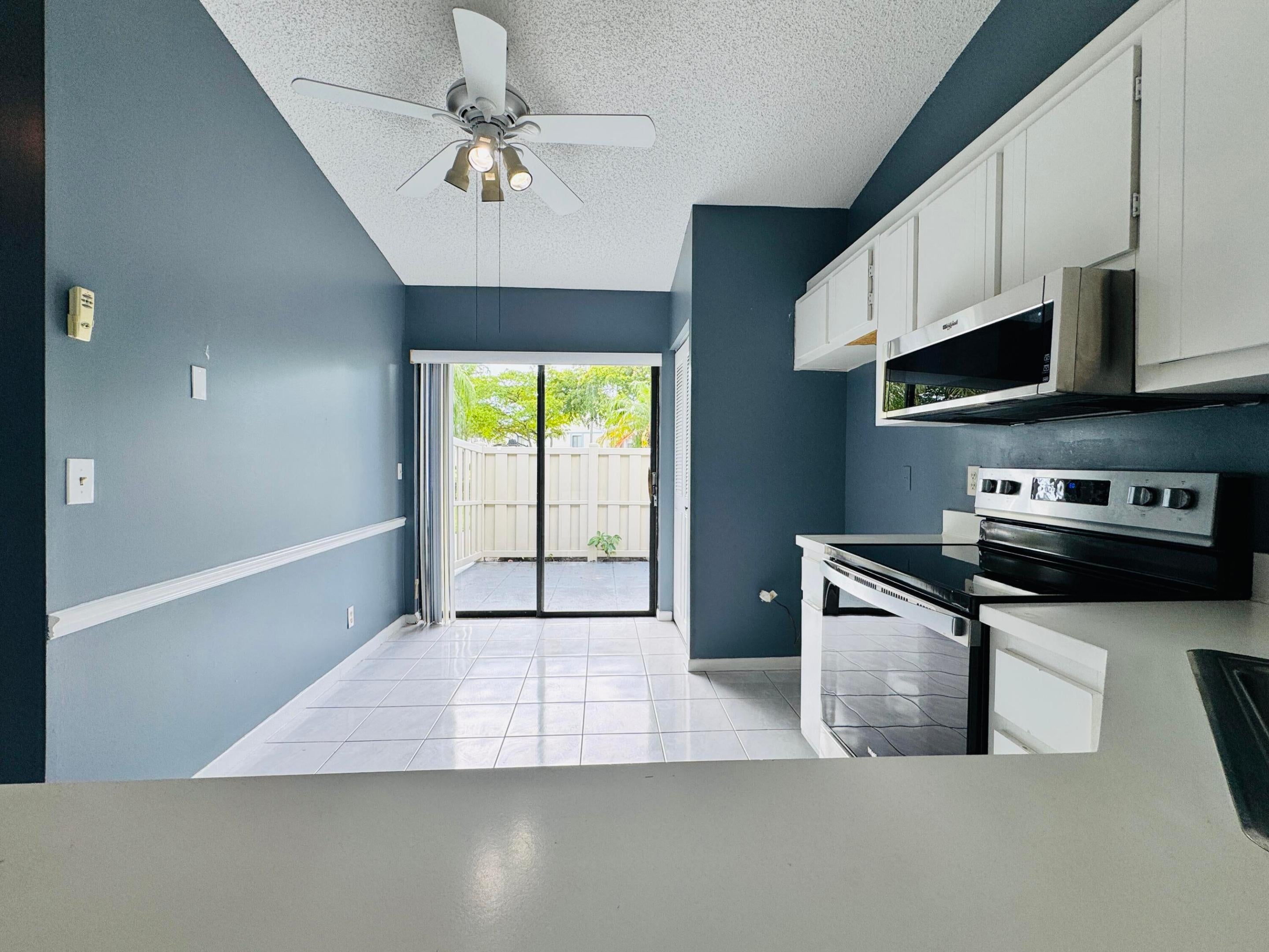 Properties 1025 Green Pine Boulevard B