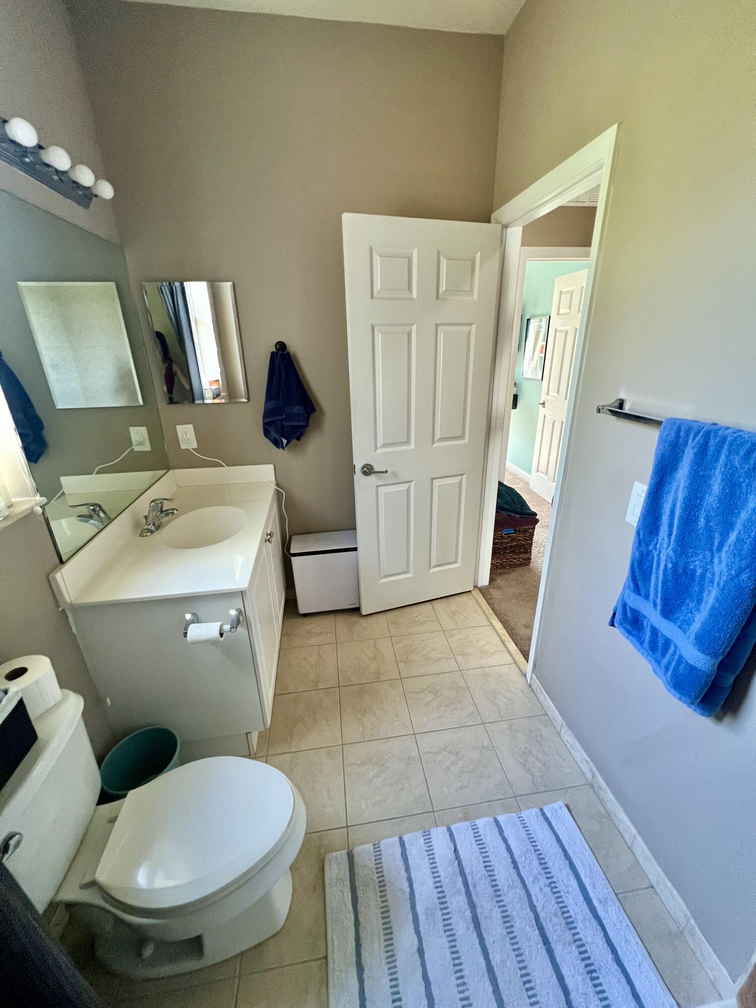 PALOMA LAKES CONDOMINIUM NO 1 - Residential