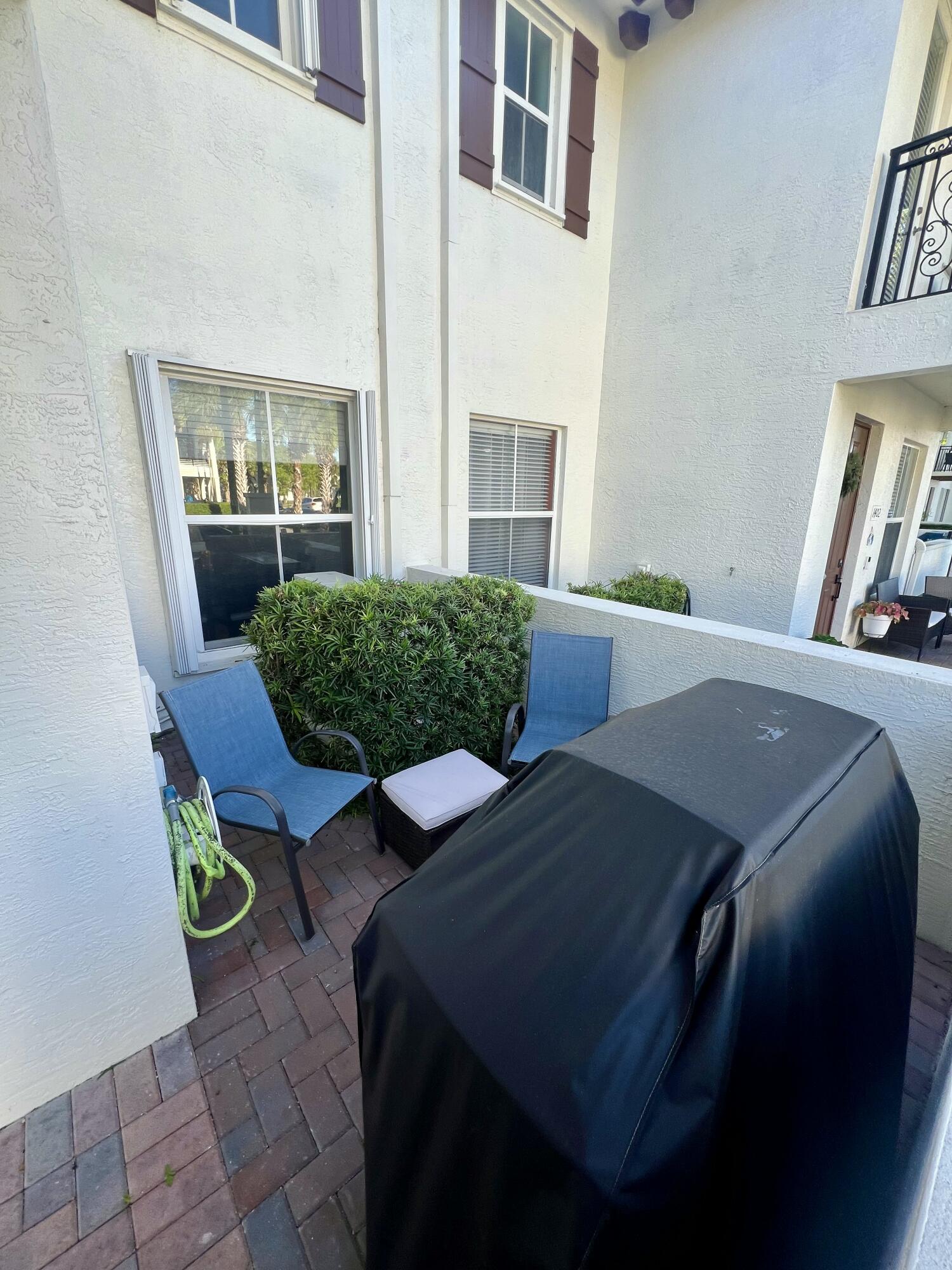 PALOMA LAKES CONDOMINIUM NO 1 - Residential