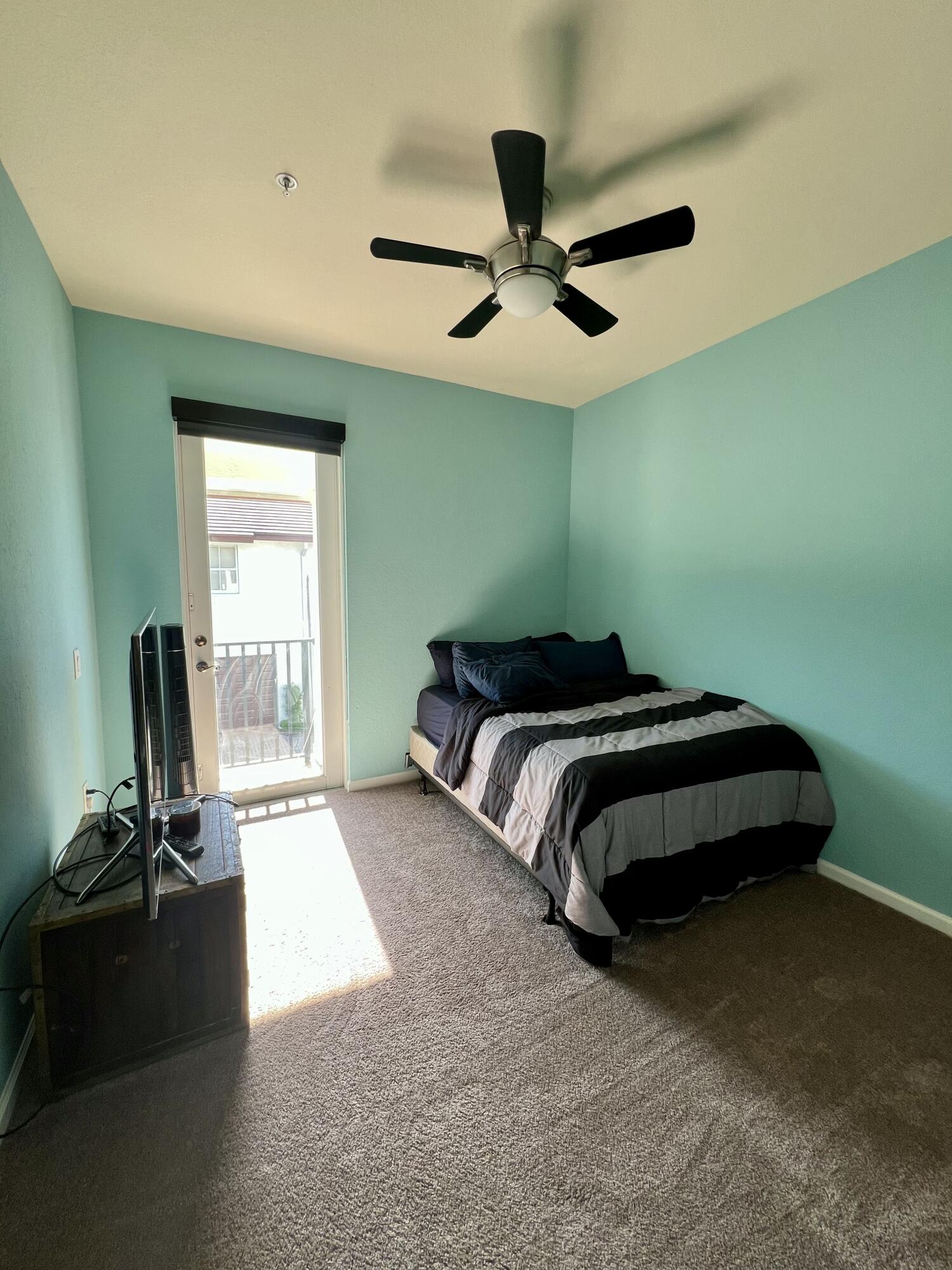 PALOMA LAKES CONDOMINIUM NO 1 - Residential