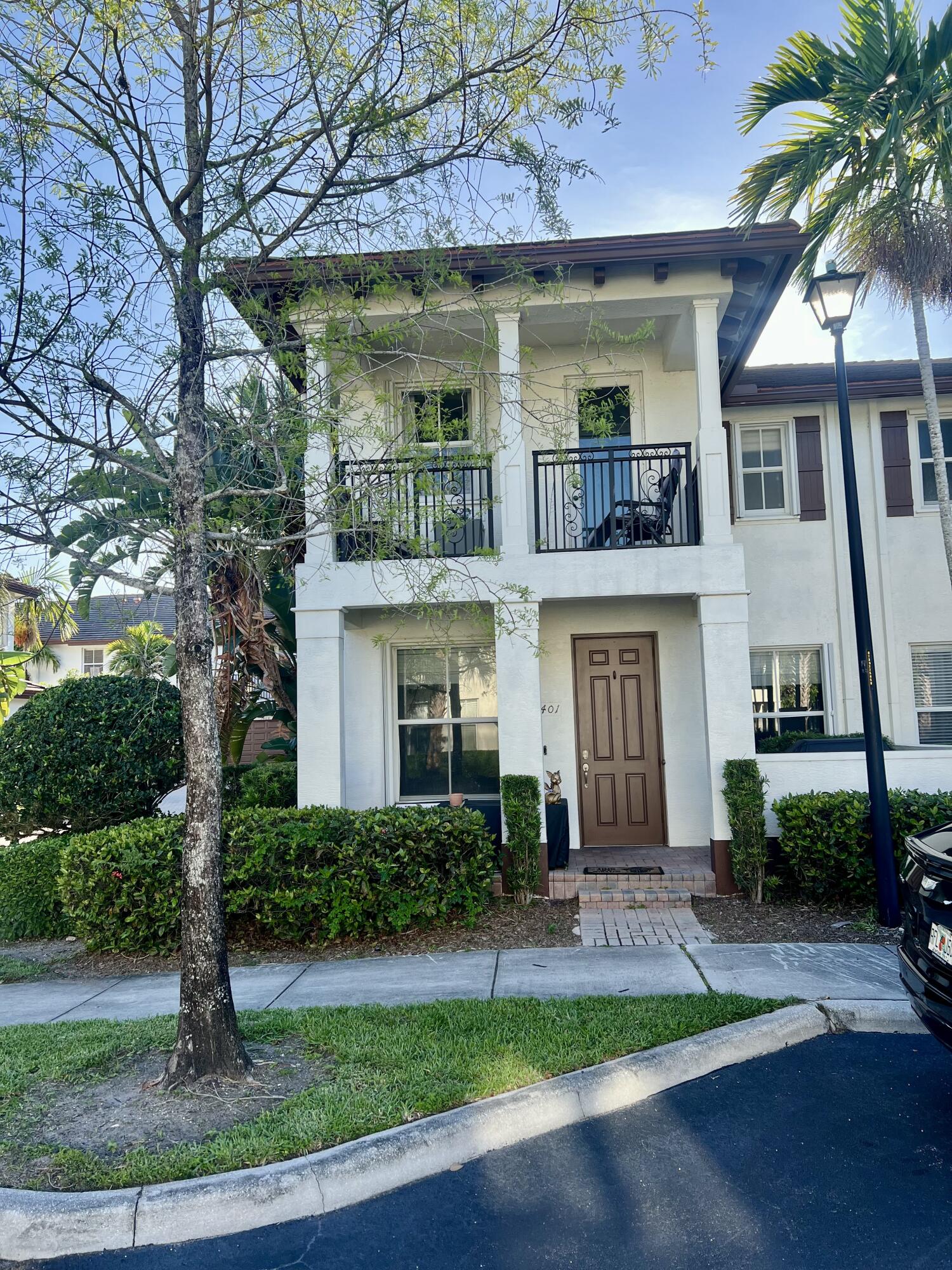 PALOMA LAKES CONDOMINIUM NO 1 - Residential