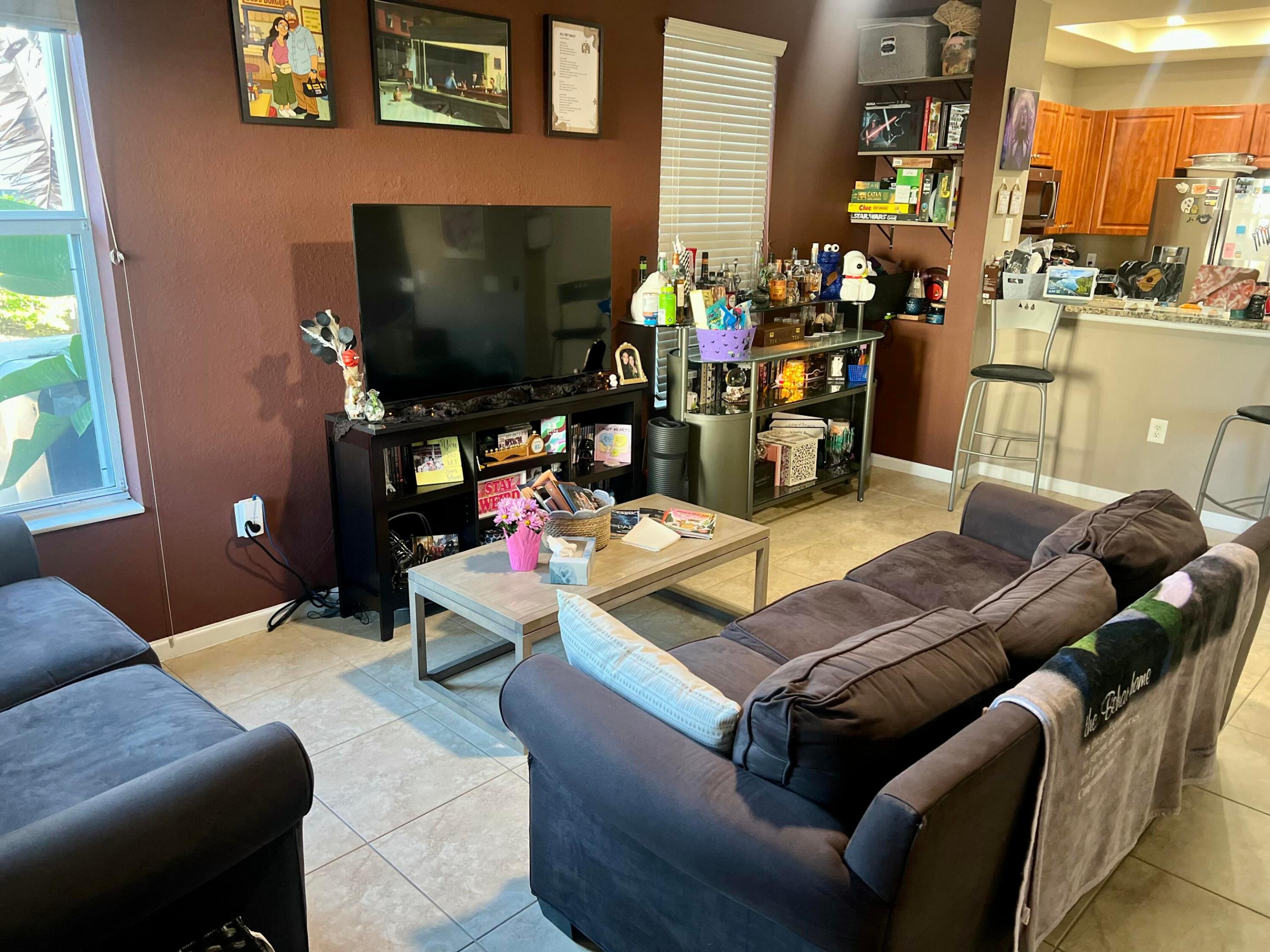 PALOMA LAKES CONDOMINIUM NO 1 - Residential