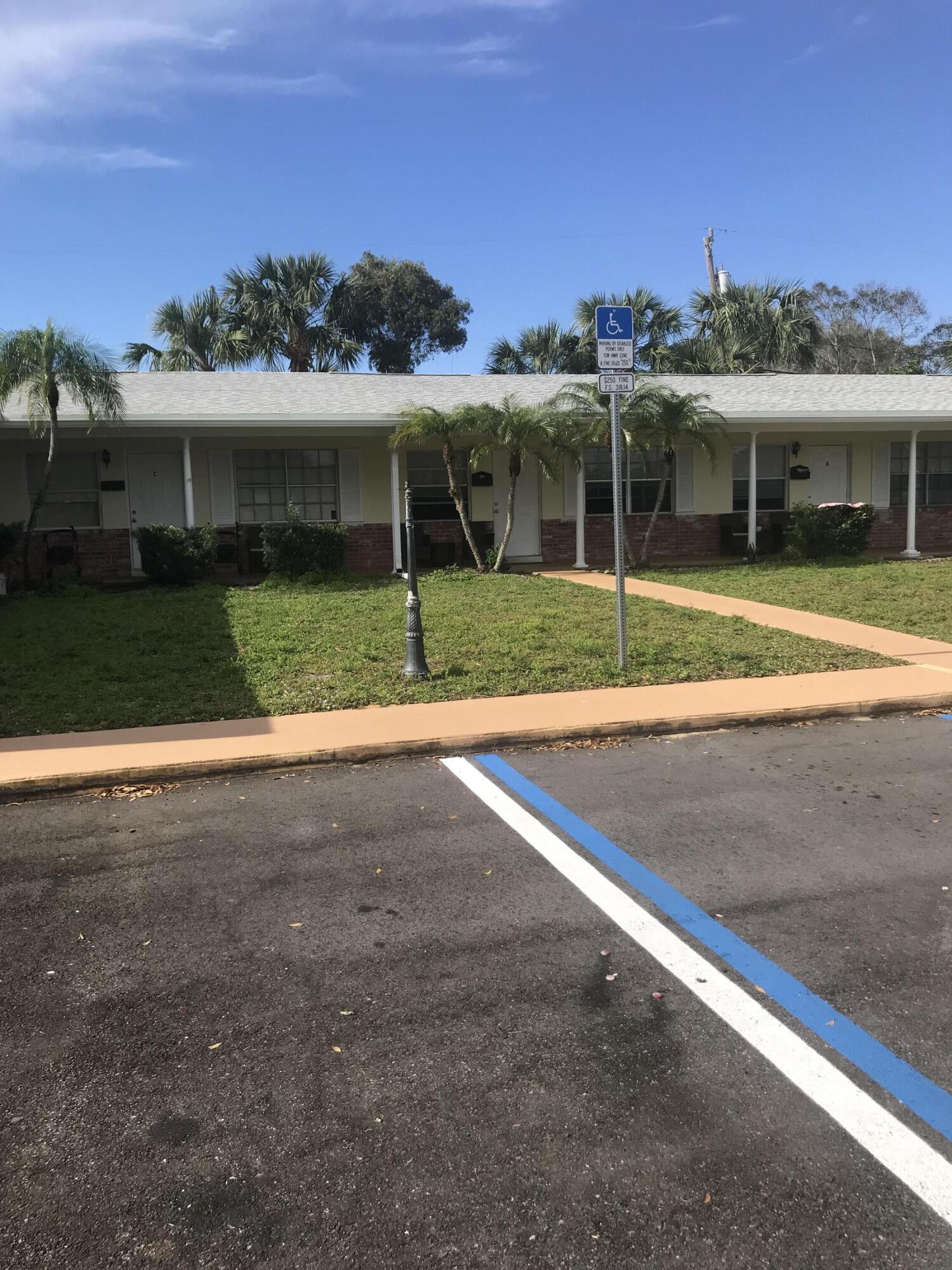 HIGHLAND PARK - Residential Lease