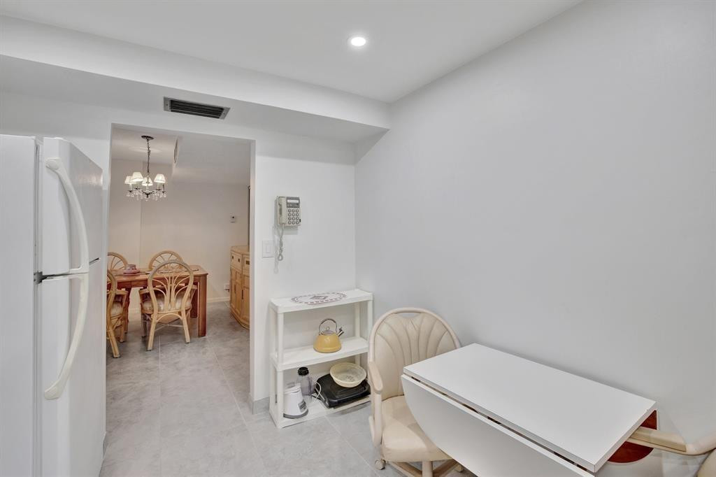 525 N Ocean Boulevard 522