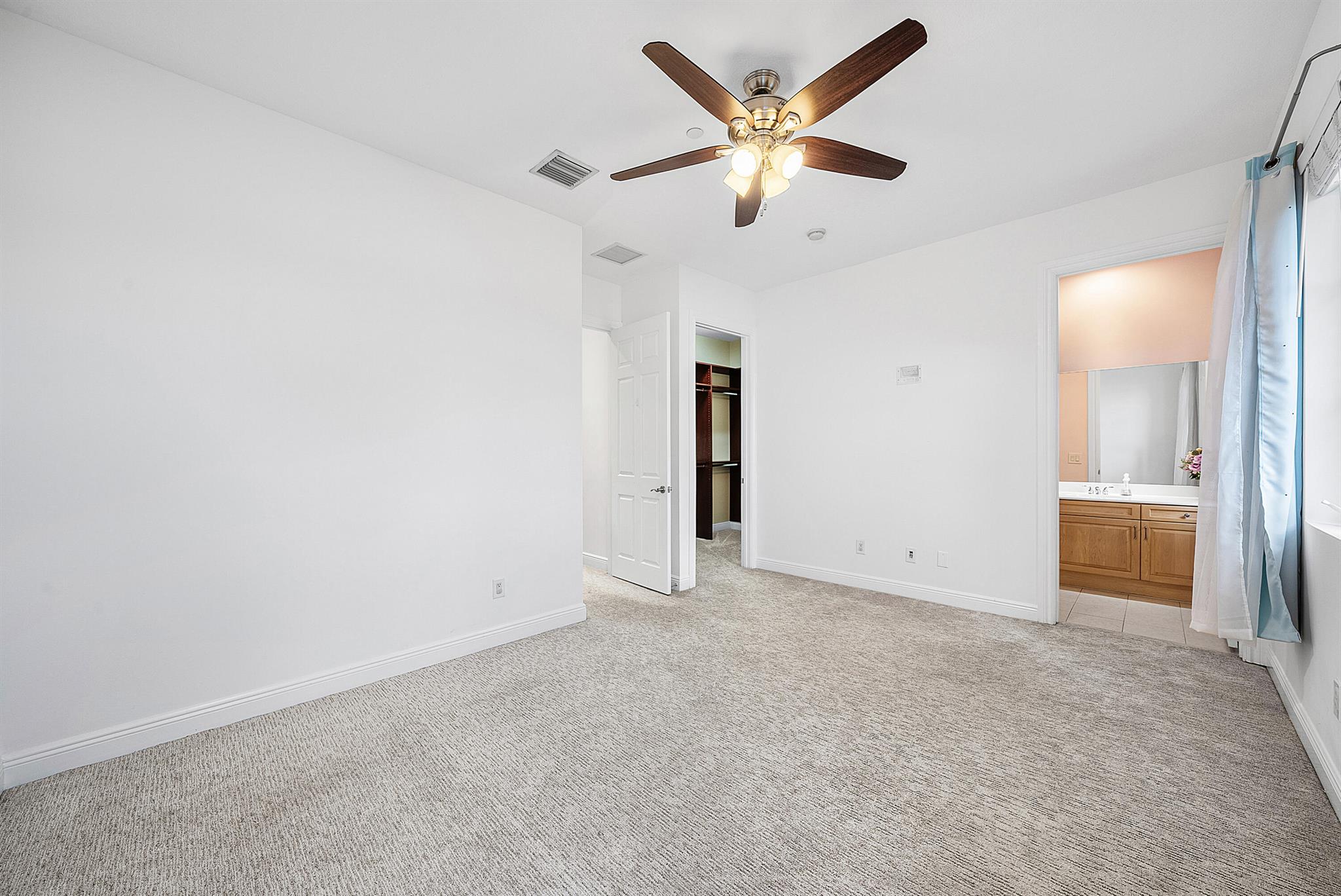 ESTANCIA AT BOYNTON BEACH - Residential