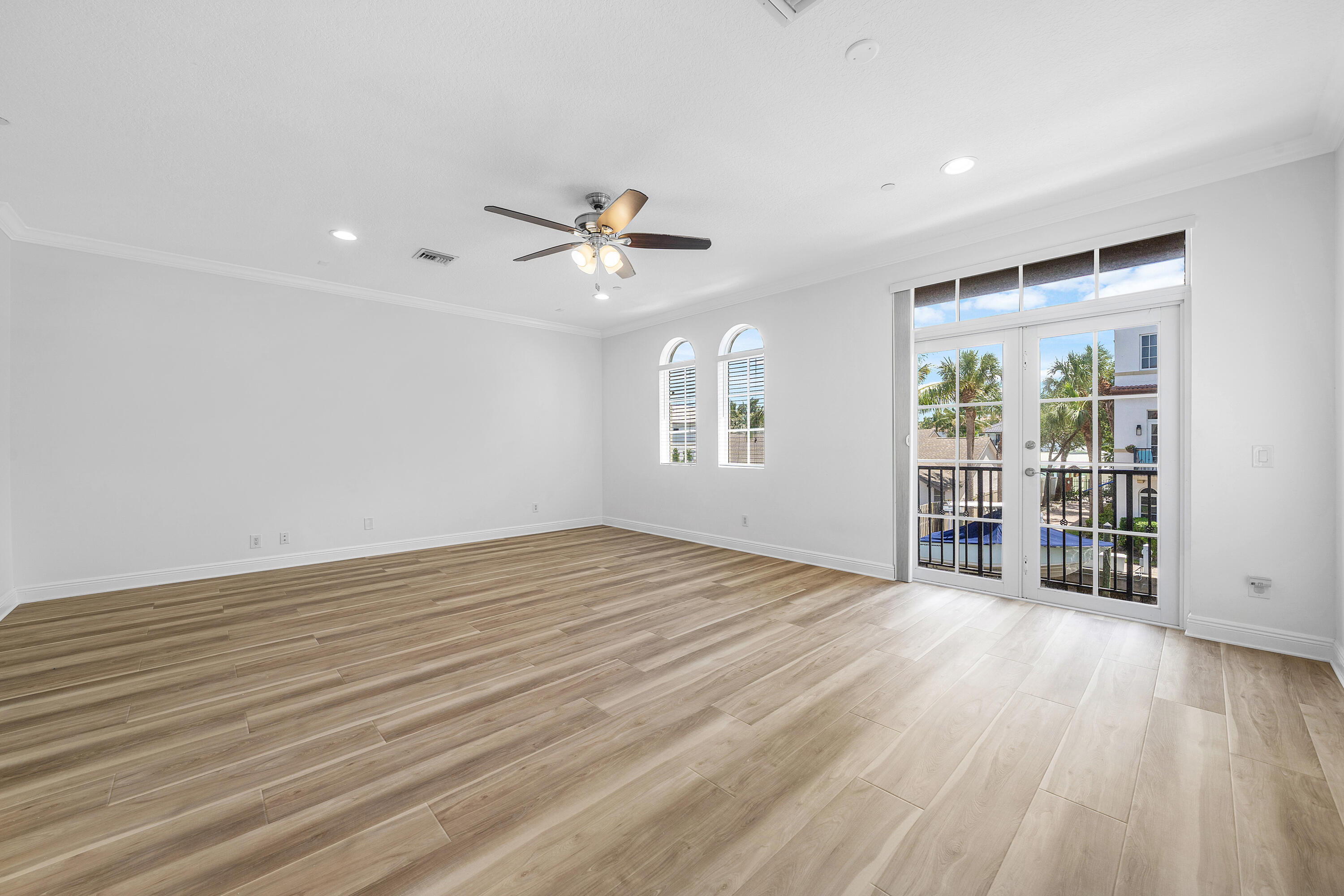 ESTANCIA AT BOYNTON BEACH - Residential