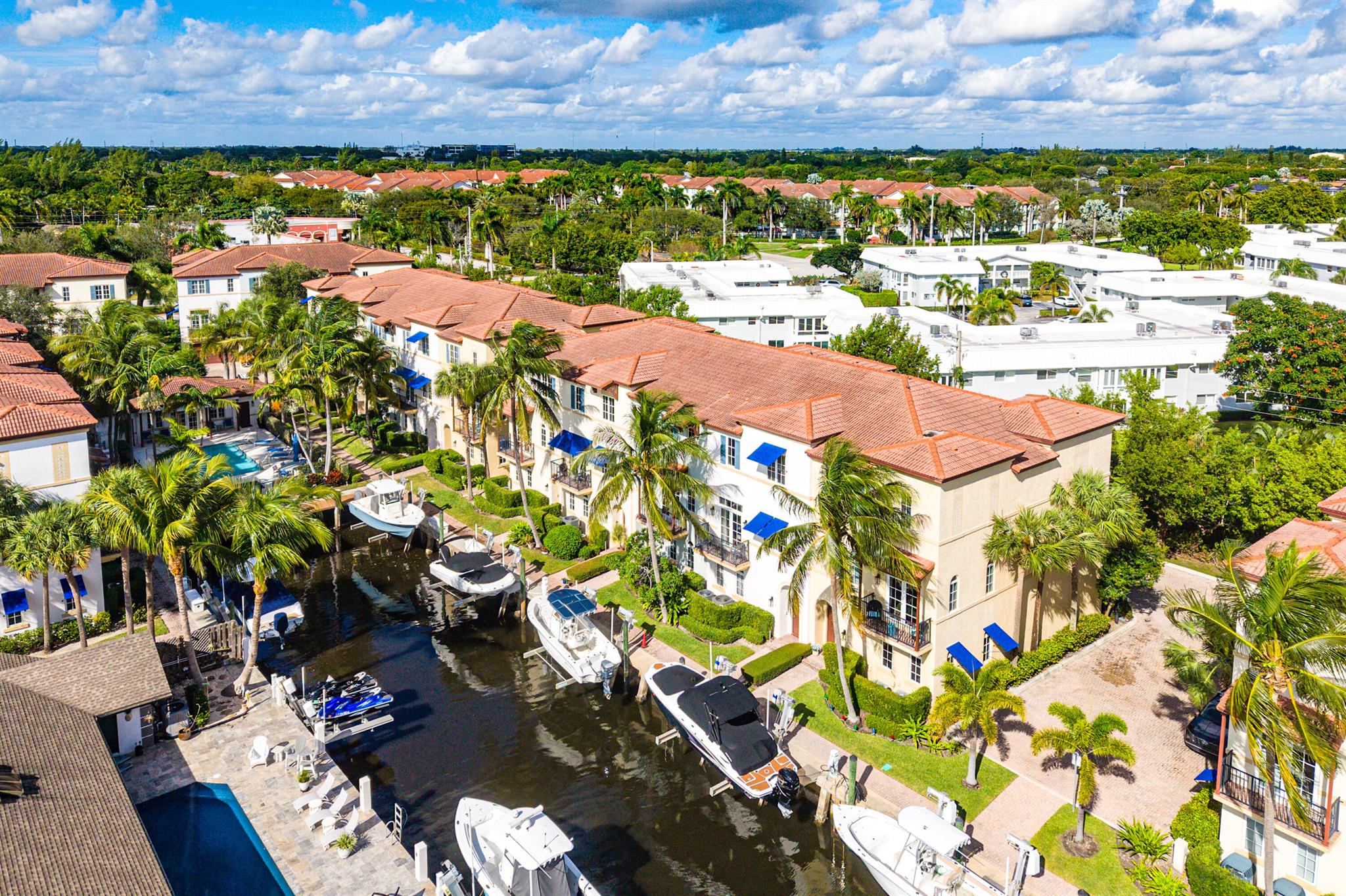 ESTANCIA AT BOYNTON BEACH - Residential