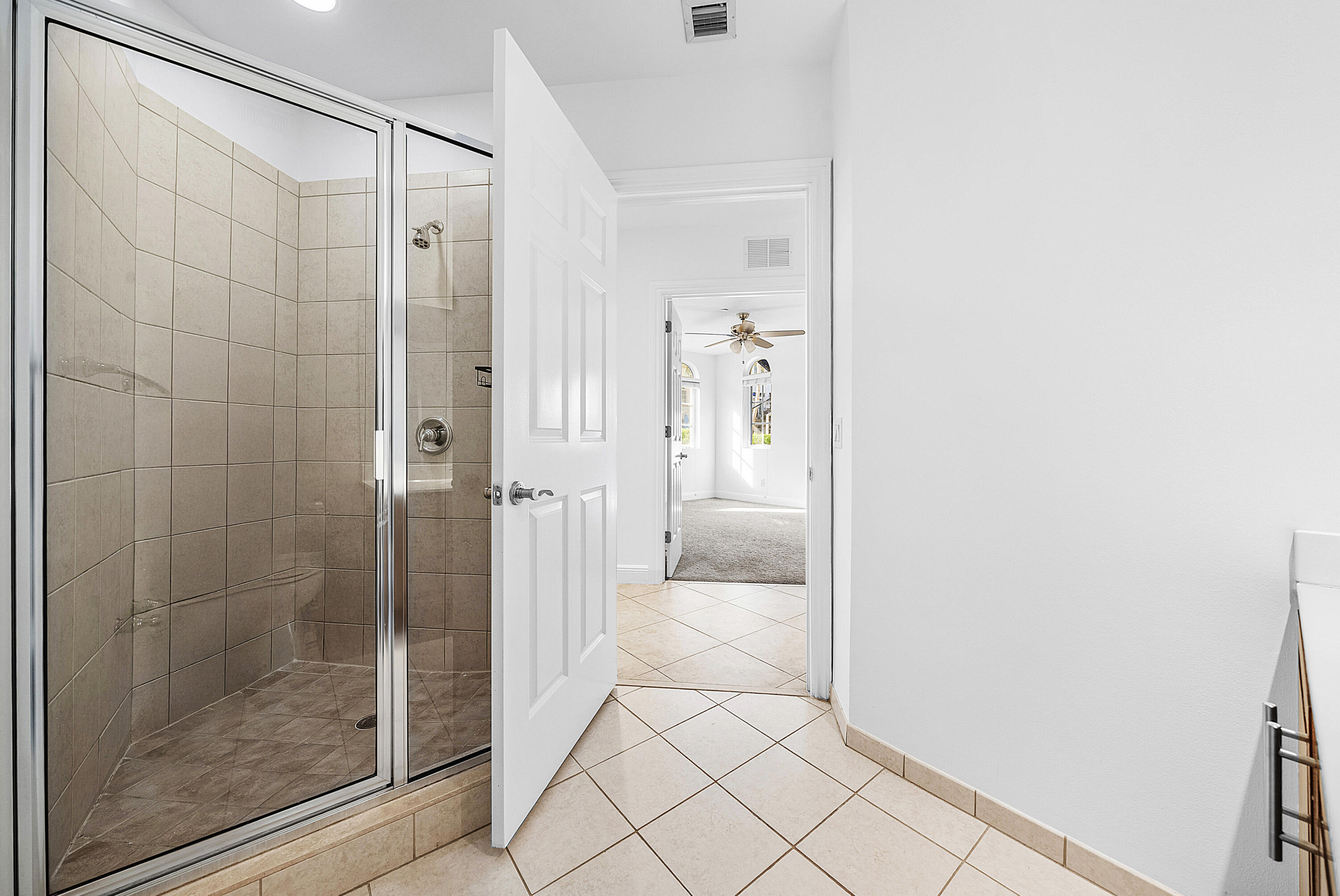 ESTANCIA AT BOYNTON BEACH - Residential