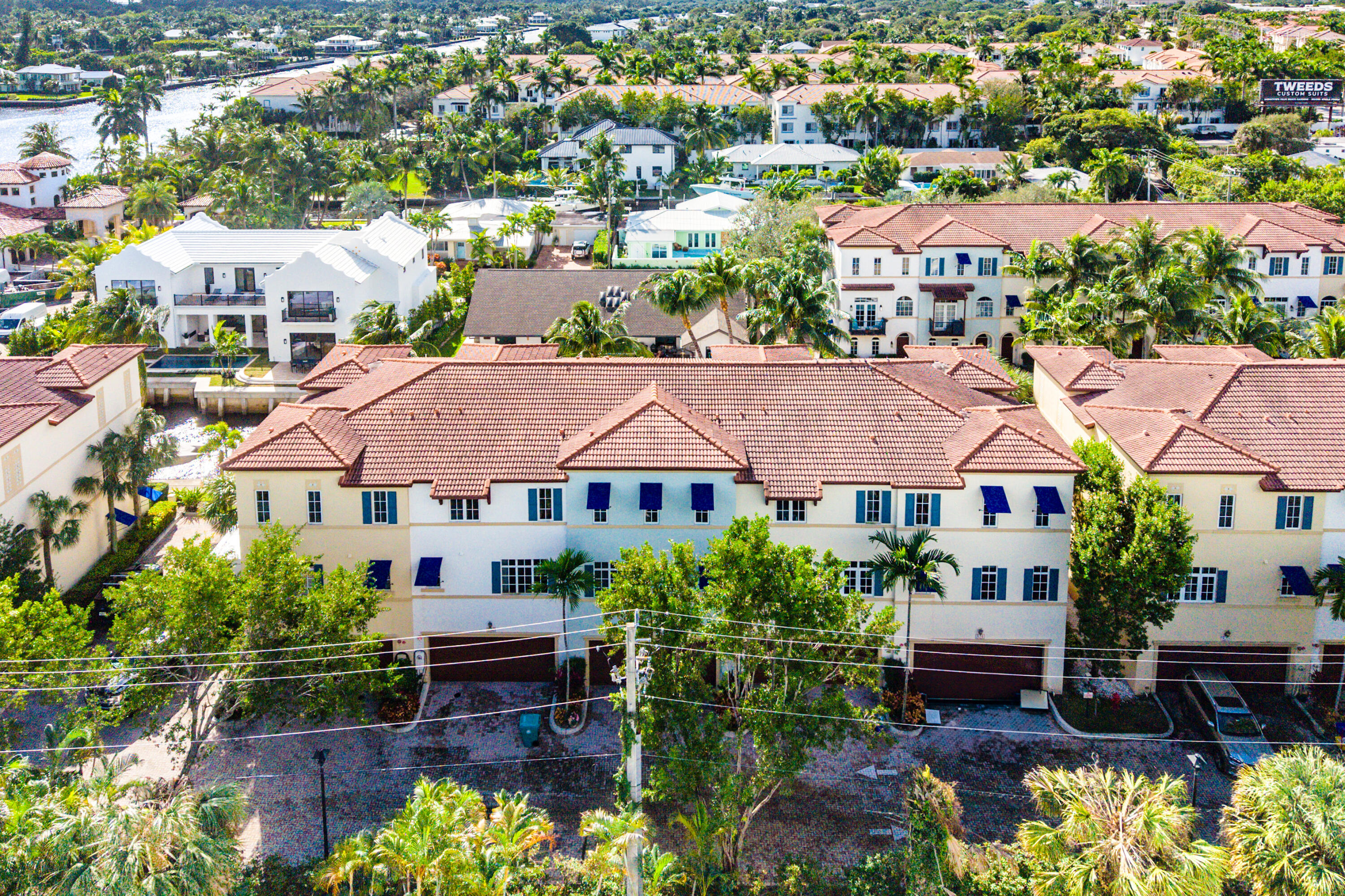 ESTANCIA AT BOYNTON BEACH - Residential