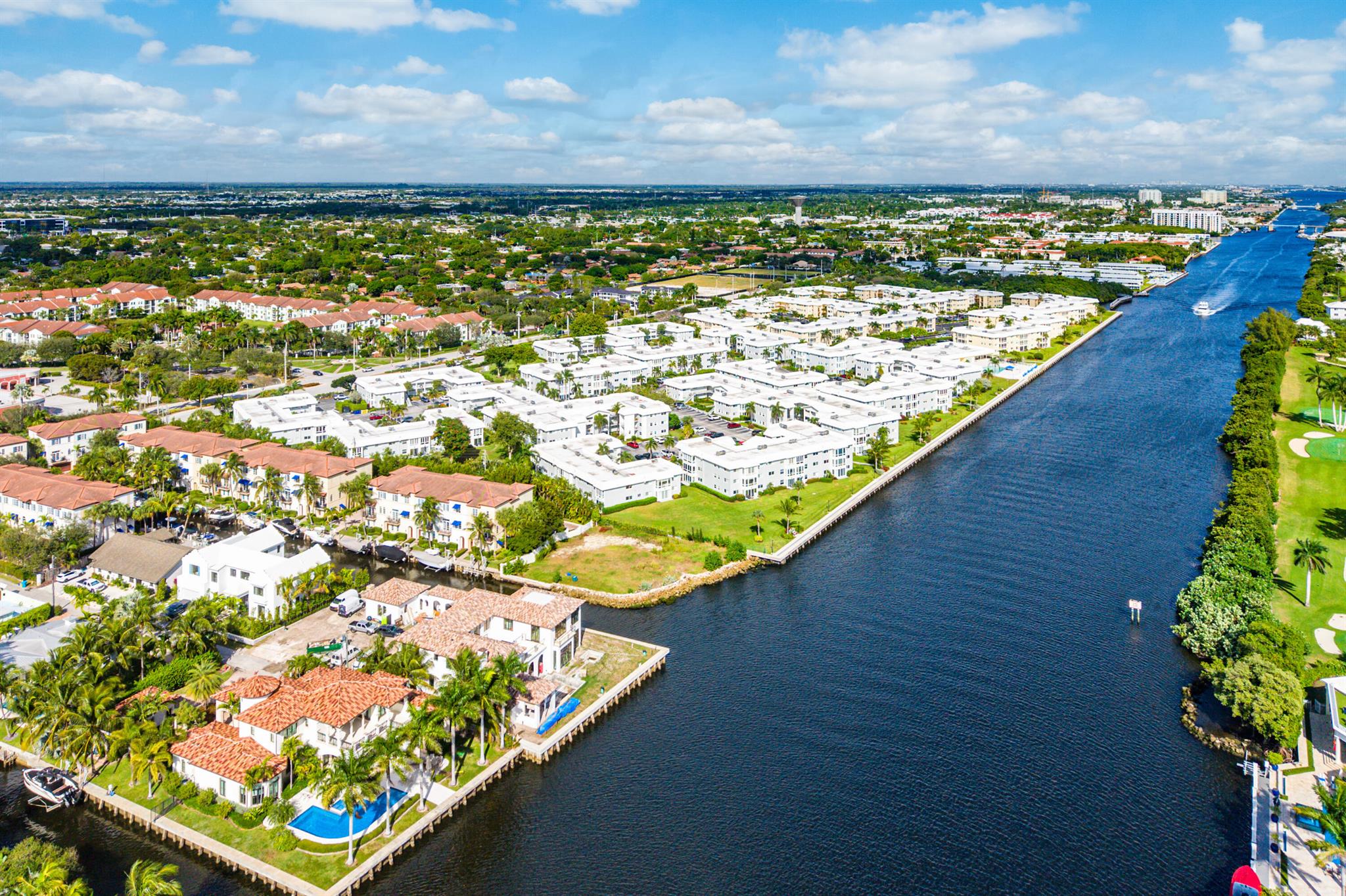 ESTANCIA AT BOYNTON BEACH - Residential