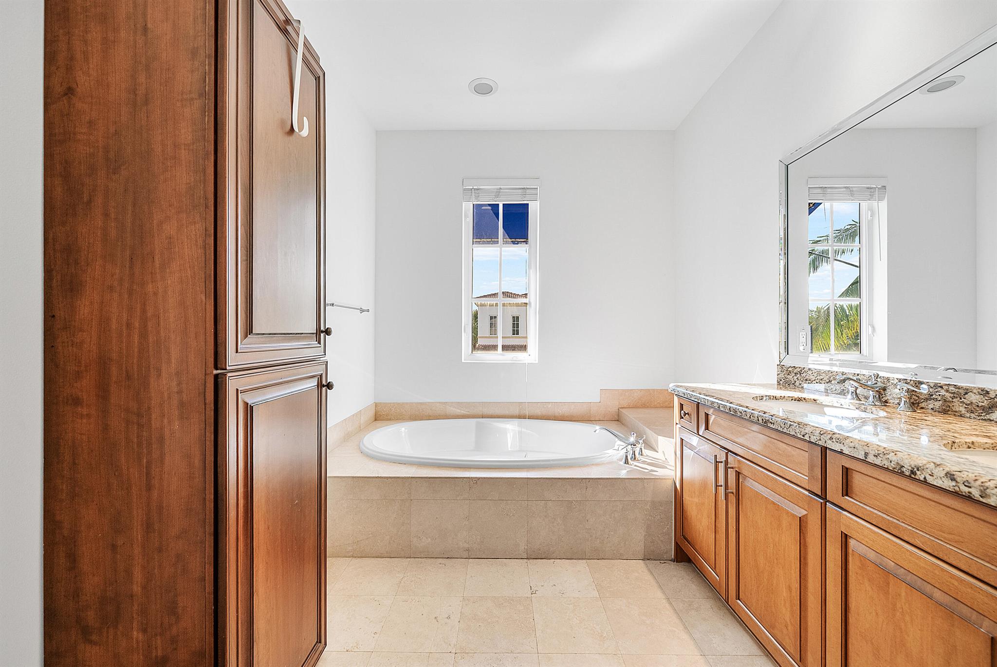 ESTANCIA AT BOYNTON BEACH - Residential