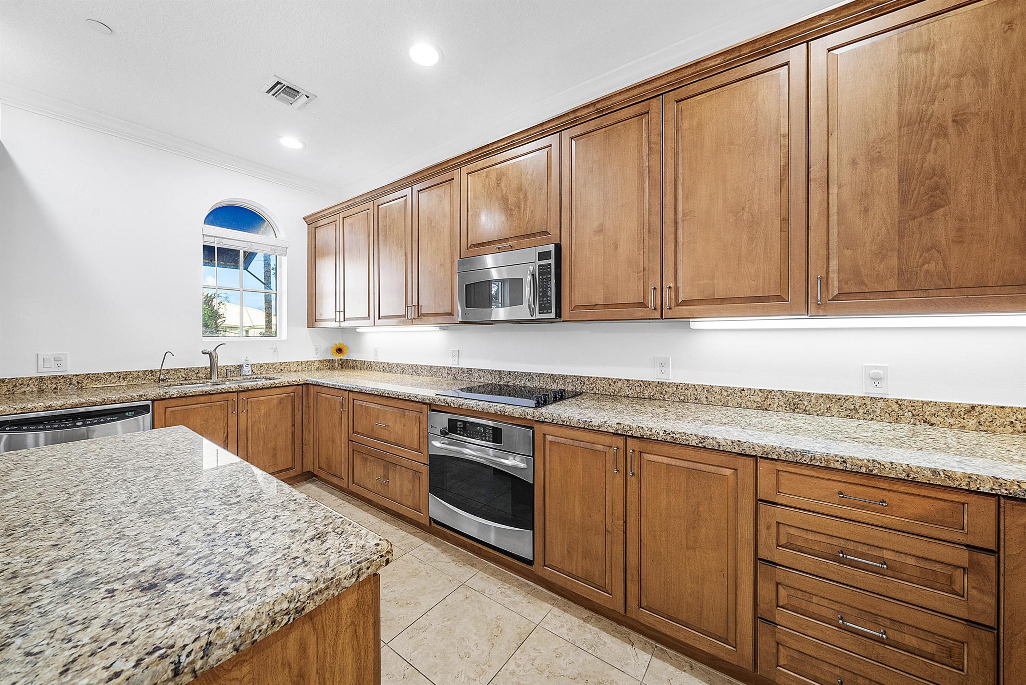 ESTANCIA AT BOYNTON BEACH - Residential