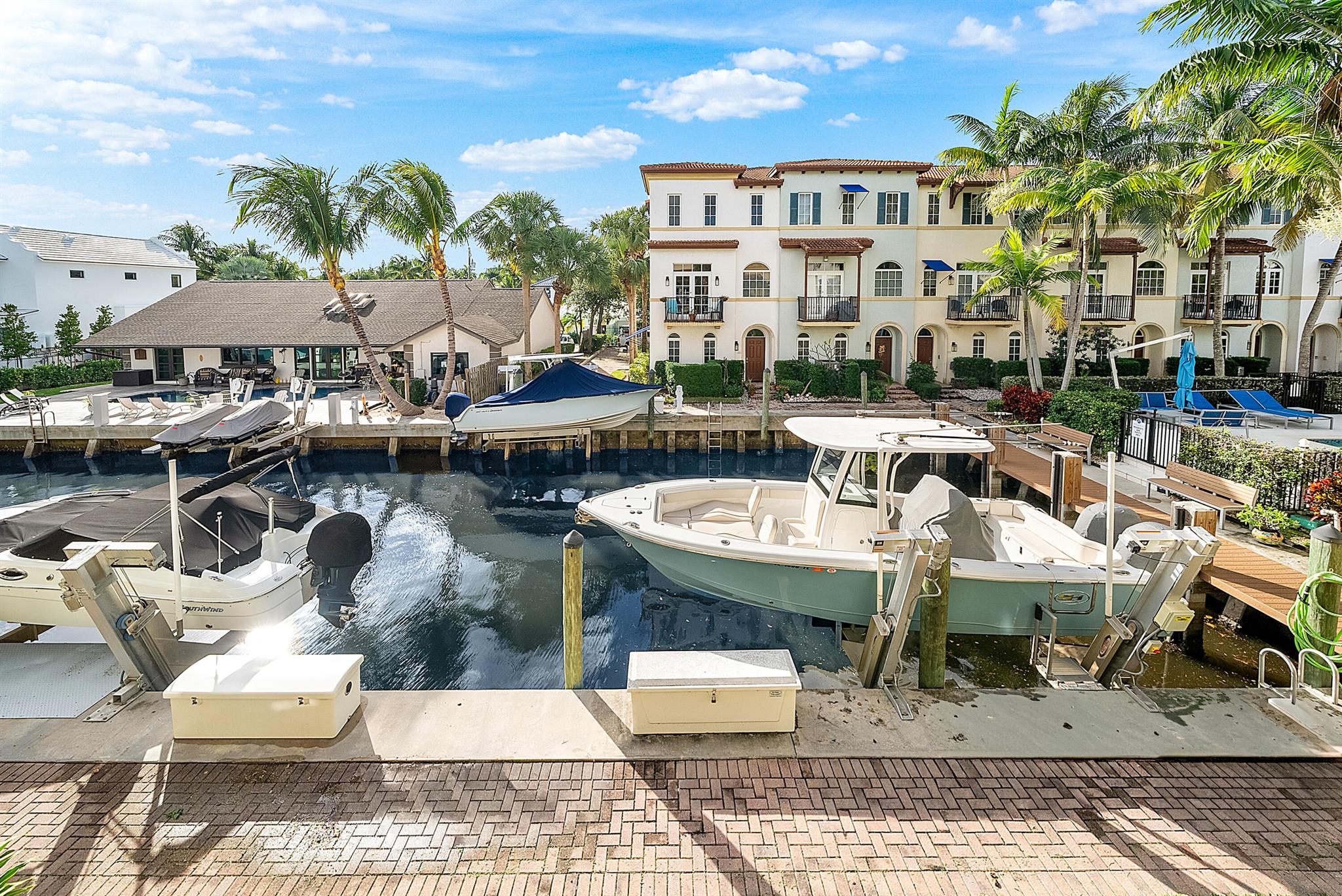 ESTANCIA AT BOYNTON BEACH - Residential