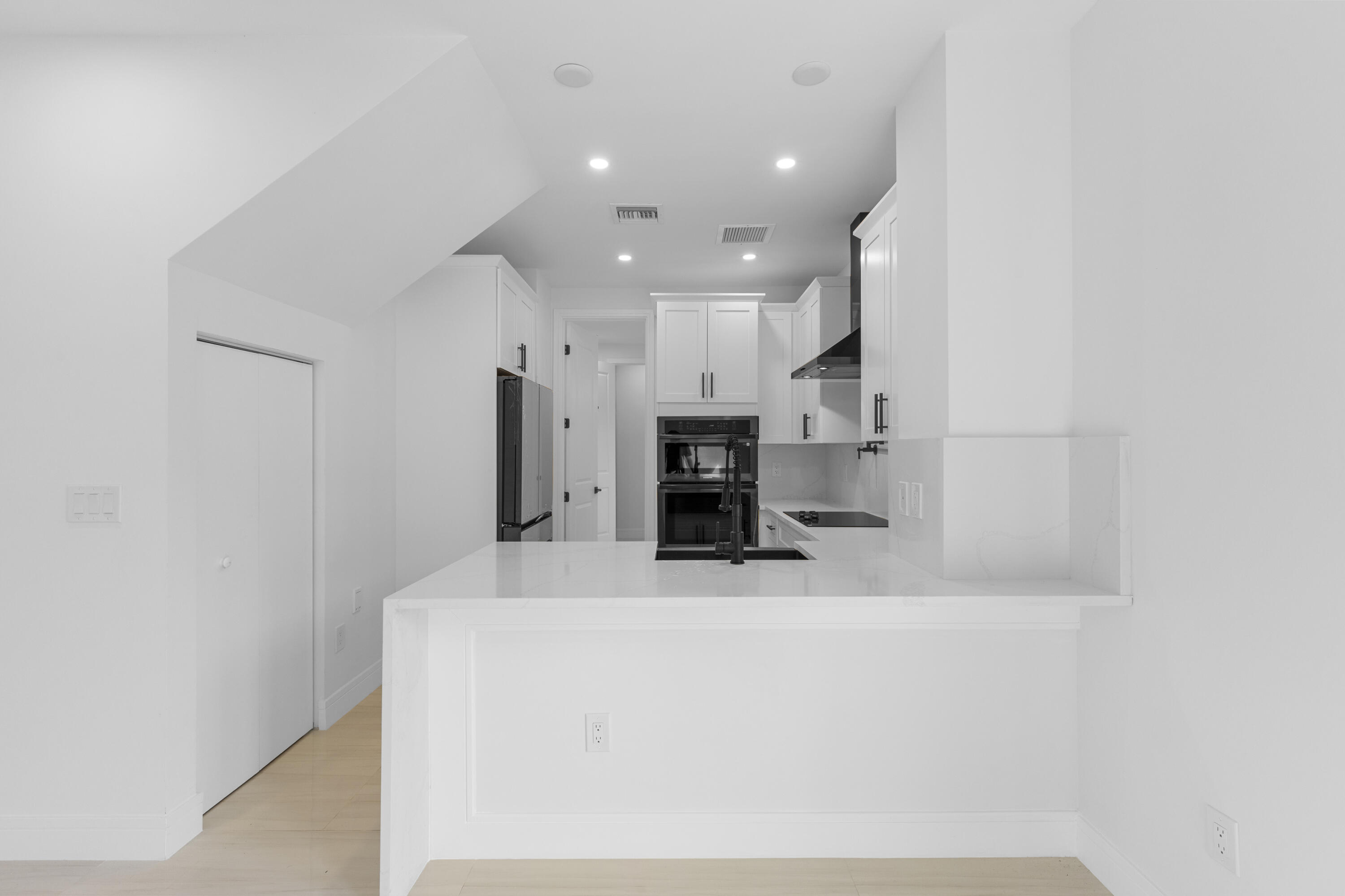 PALM-AIRE VILLAGE 3RD SEC ADDN 7 - Residential